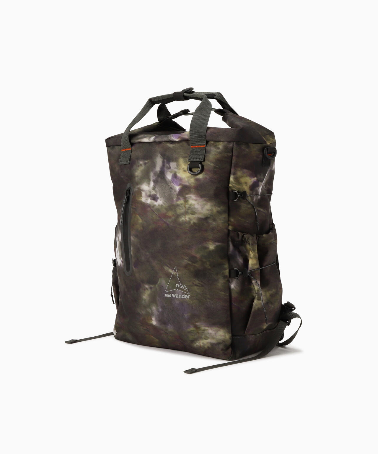 ROA × and wander 2way tote bag camouflage