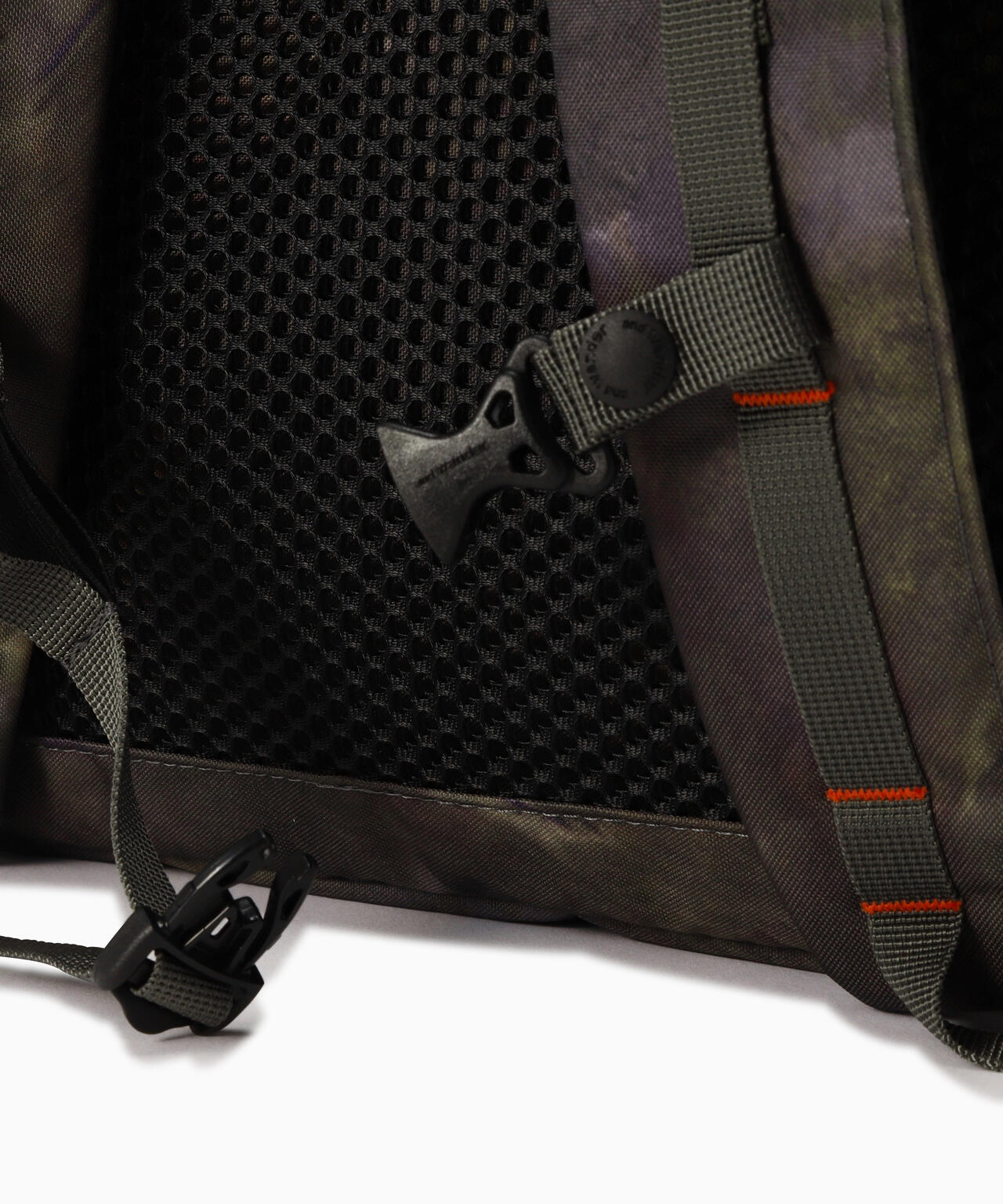 ROA × and wander 2way tote bag camouflage