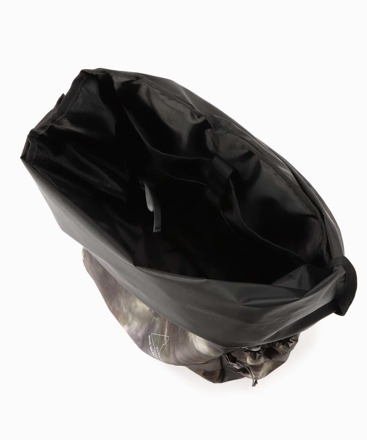 ROA × and wander 2way tote bag camouflage