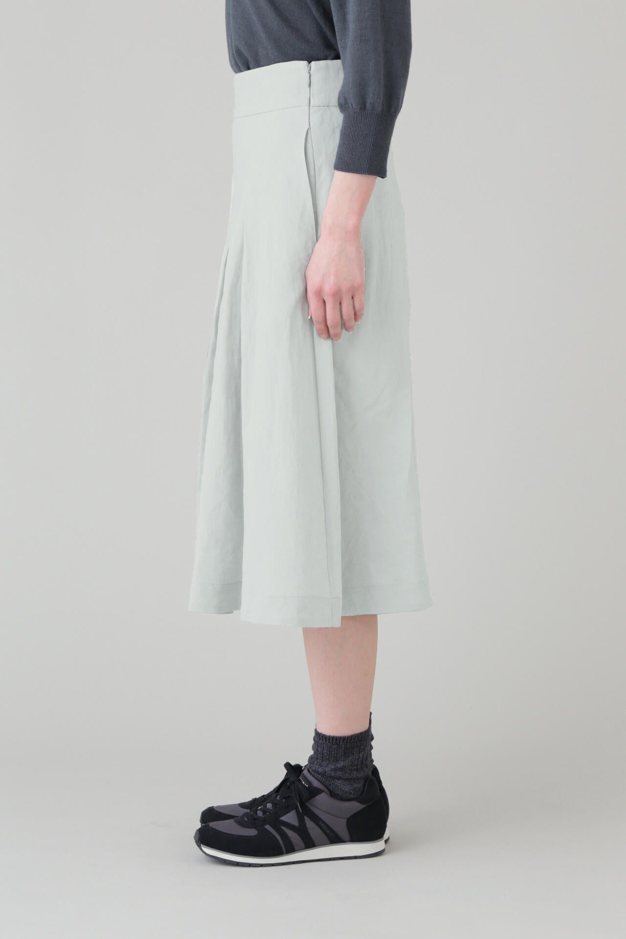 LIGHT LINEN