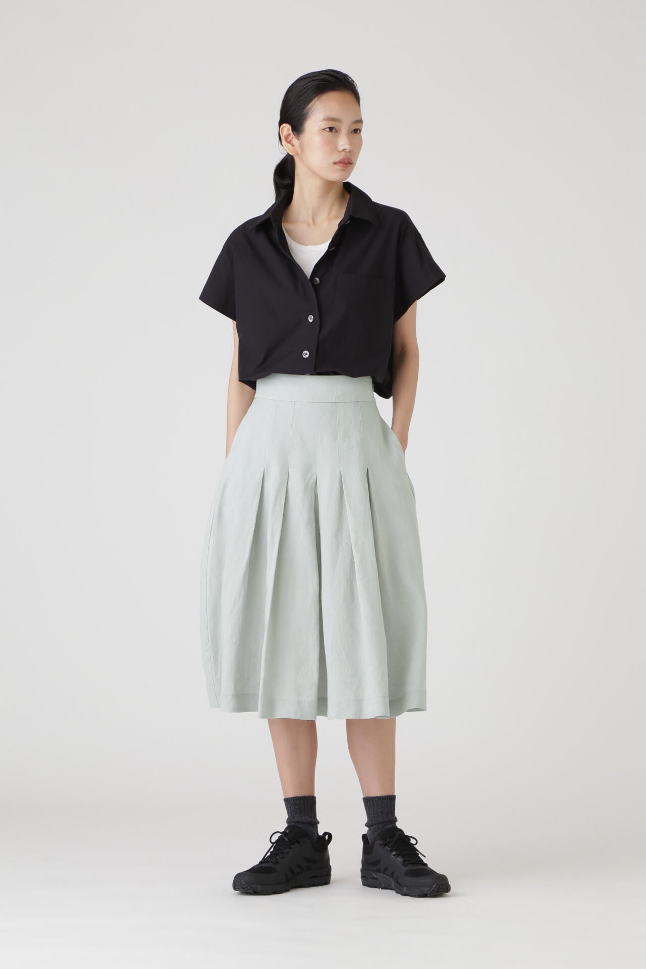 LIGHT LINEN