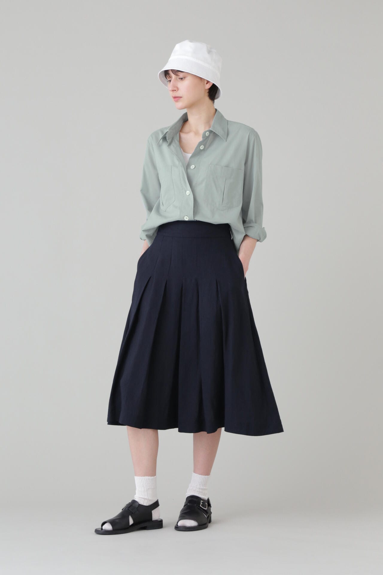 LIGHT LINEN