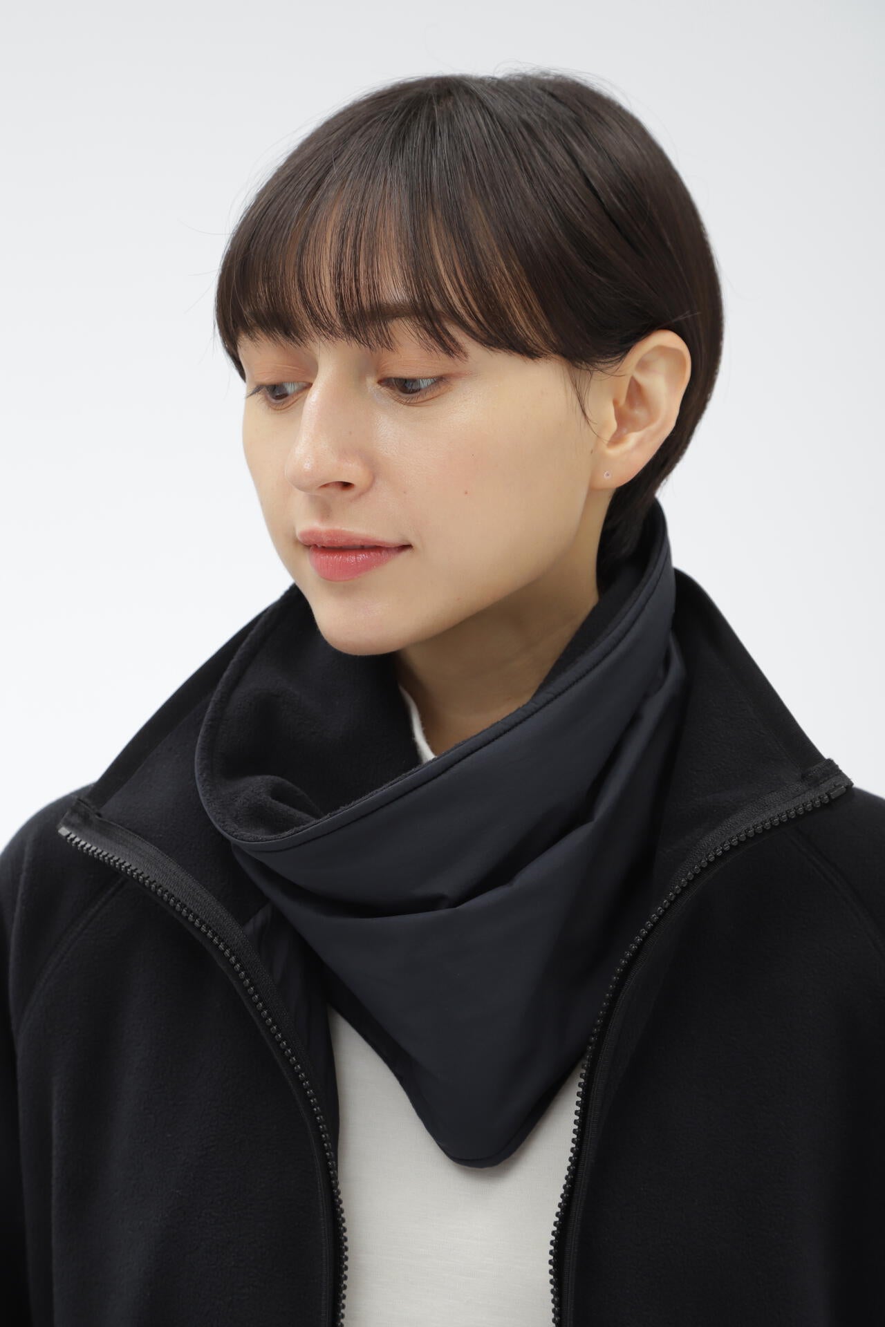 NECK WARMER