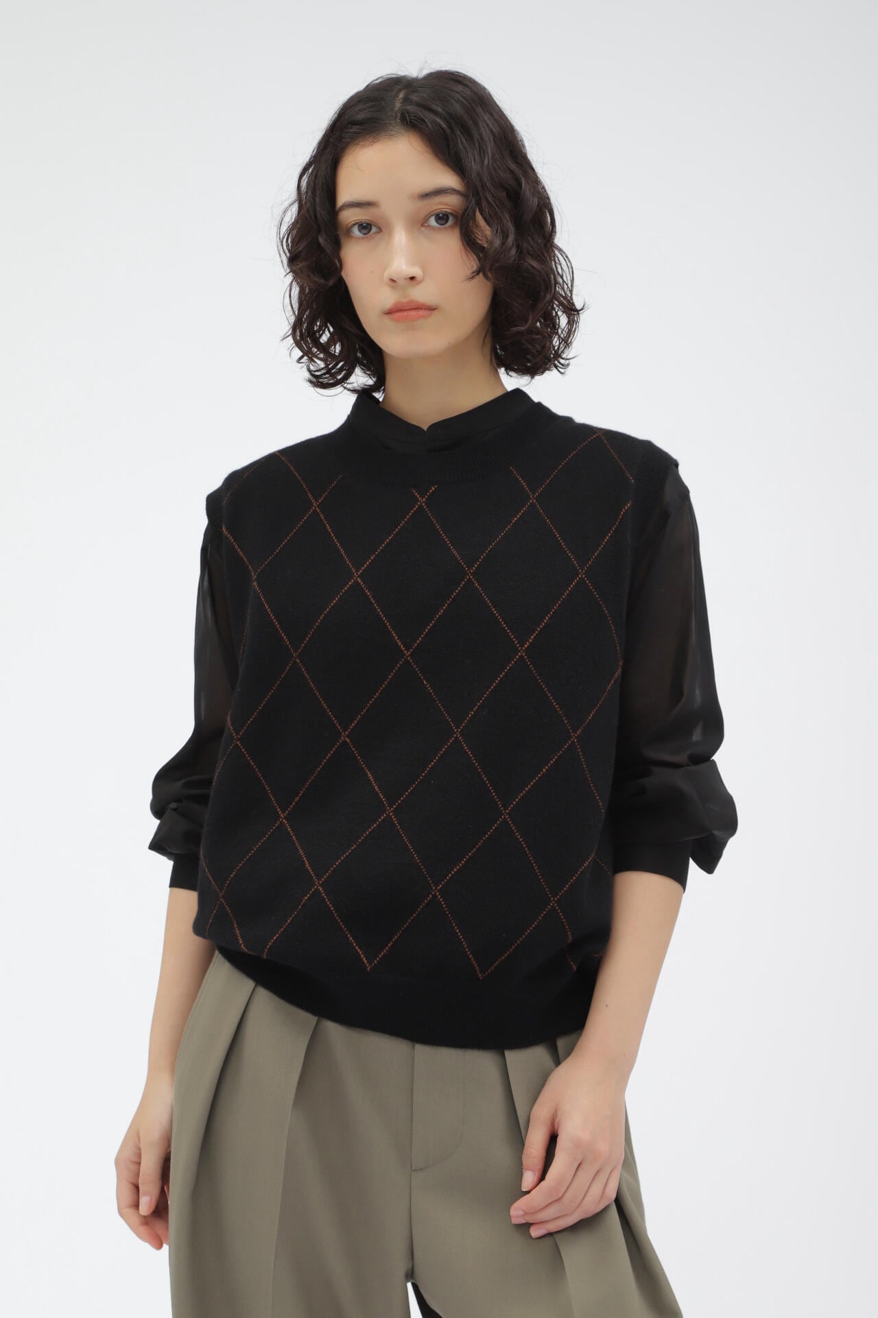 FINE WOOL GRAPHIC ARGYLE