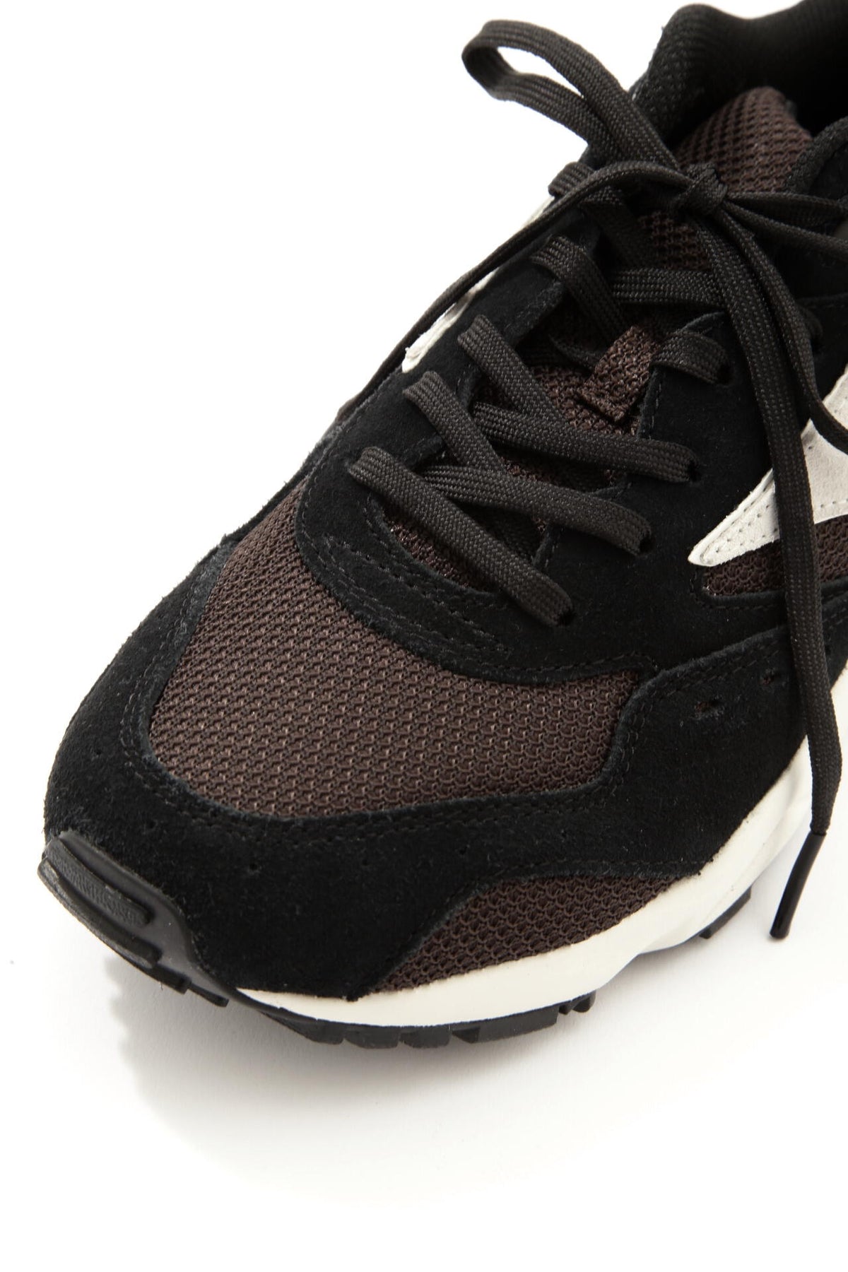 WOMEN MIZUNO TRAINING SHOES