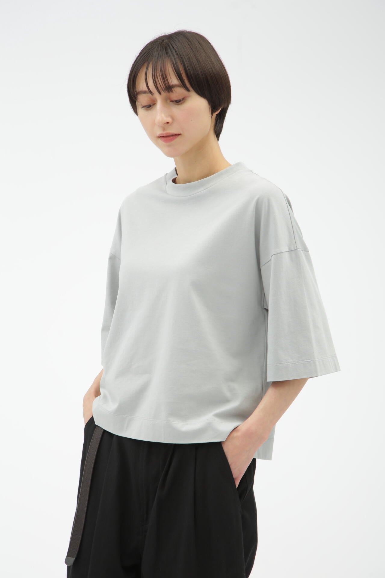 LIGHT DENSE COTTON JERSEY