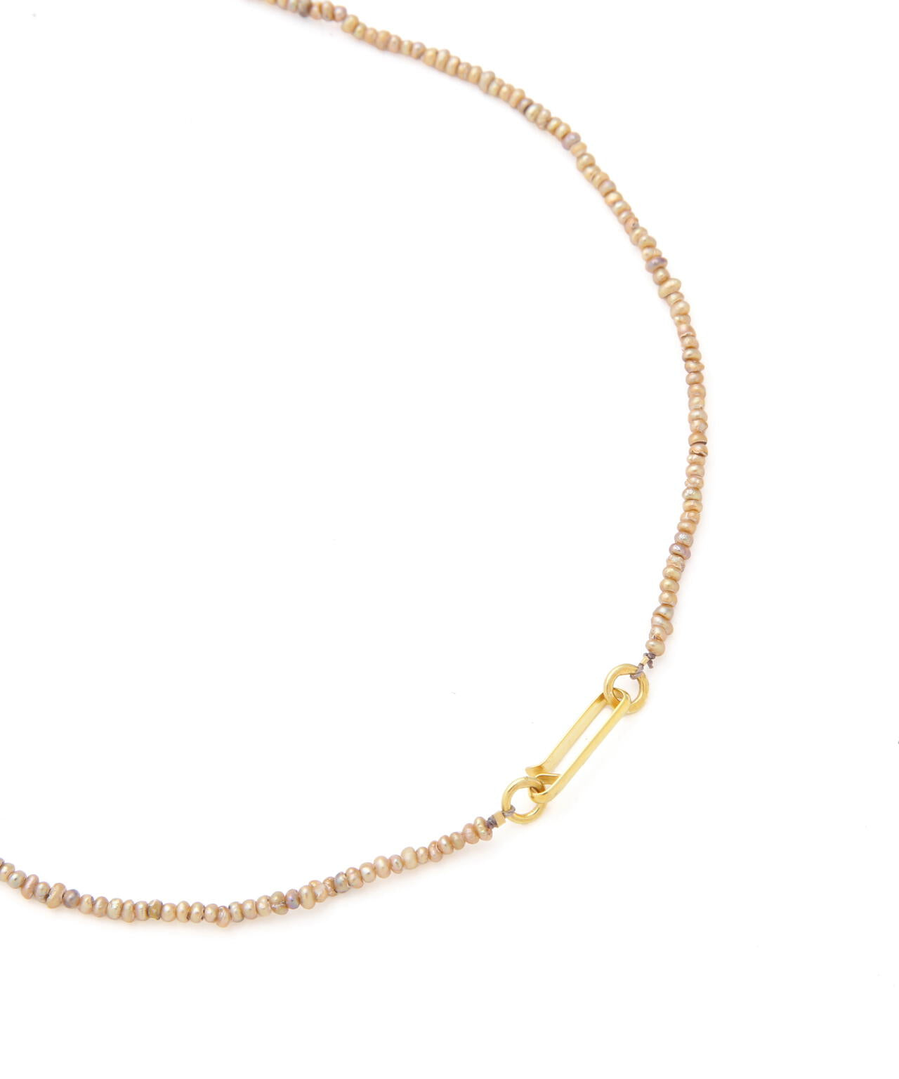 TINY PEARL NECKLACE
