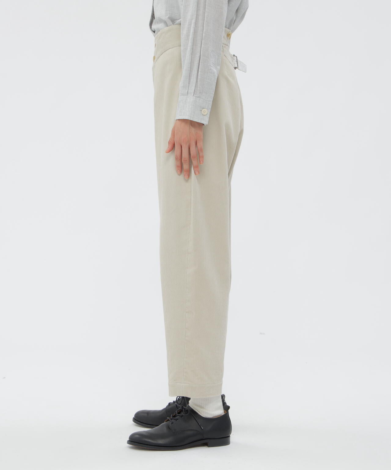 9 WALE CORDUROY TROUSERS