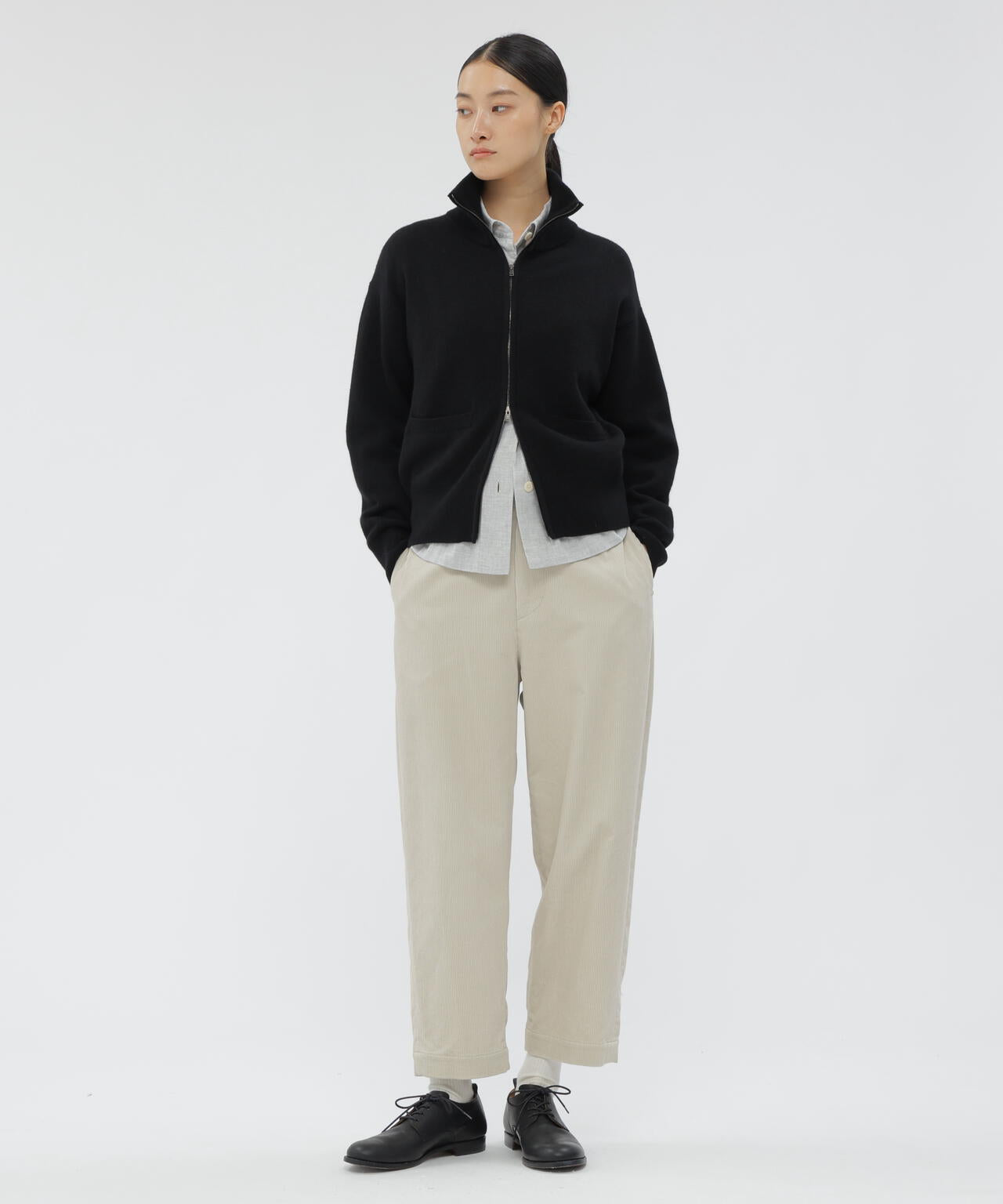 9 WALE CORDUROY TROUSERS