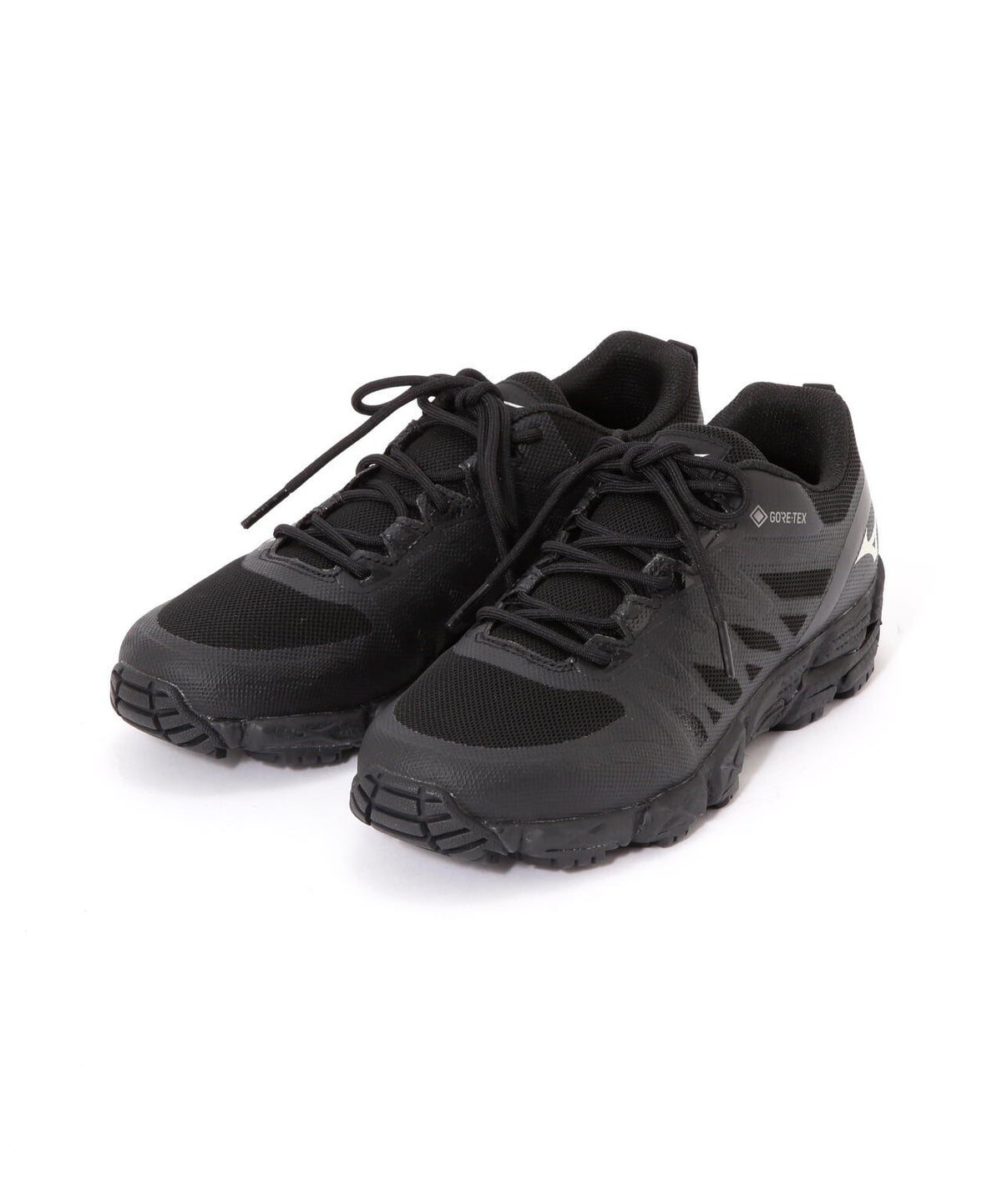 WOMEN V2 GORE-TEX HIKING SHOES