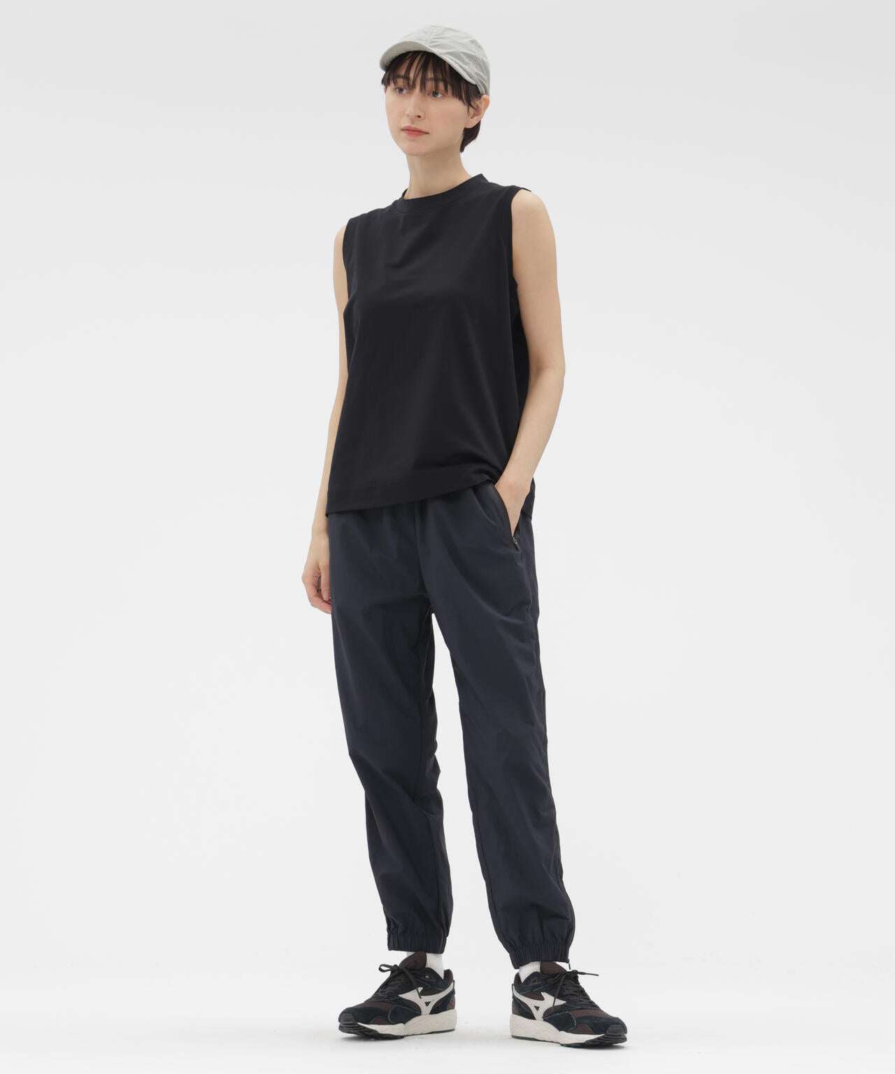 WATER REPELLENT LIGHTWEIGHT NYLON POPLIN