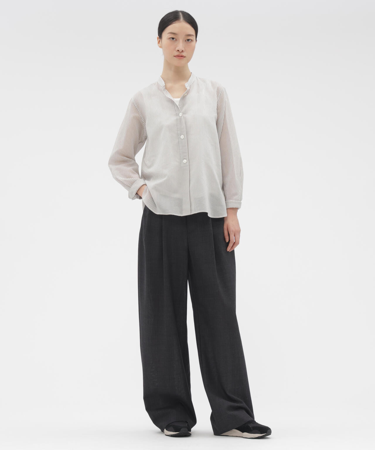 CRISP WOOL PLAINWEAVE TROUSERS
