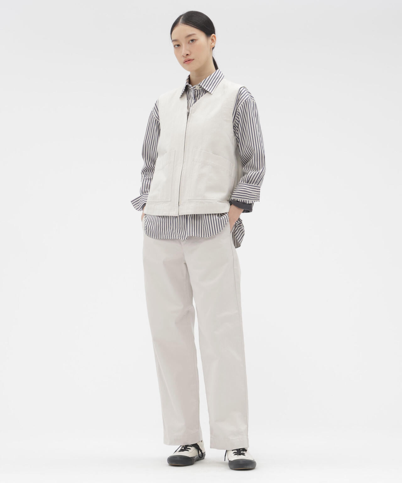 BASIC CHINO TROUSERS