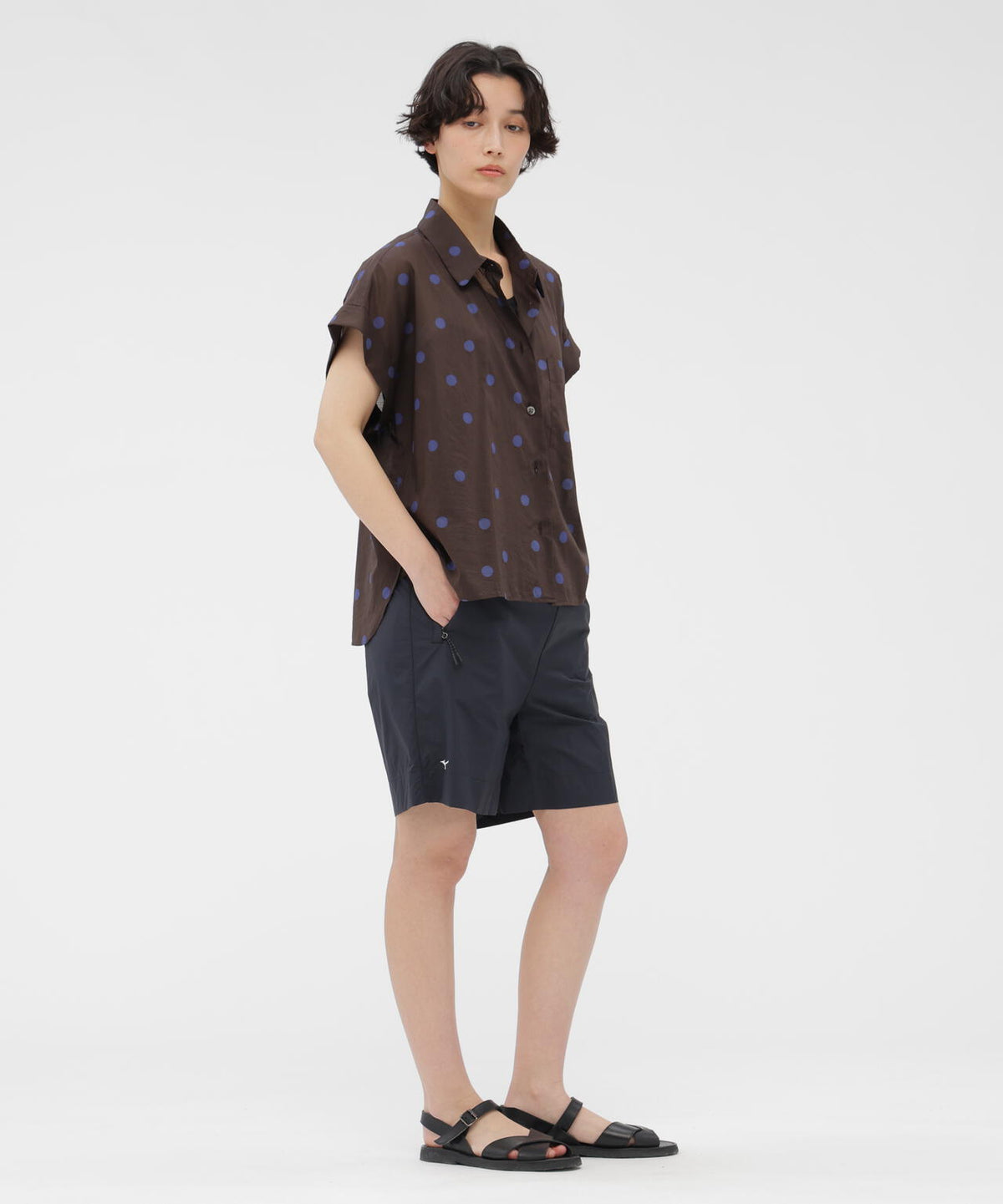 WATER REPELLENT LIGHTWEIGHT NYLON POPLIN TROUSERS