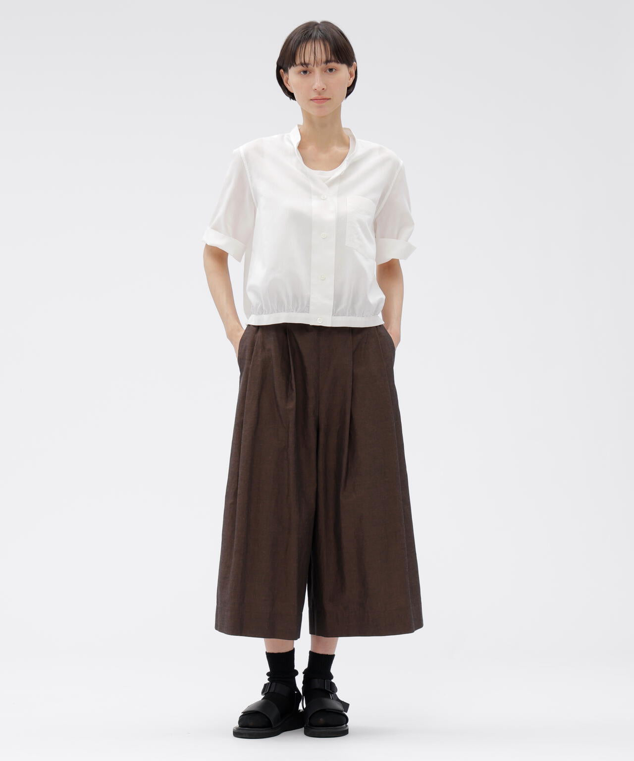身長168cm B76 W58 H86 着用サイズ:II