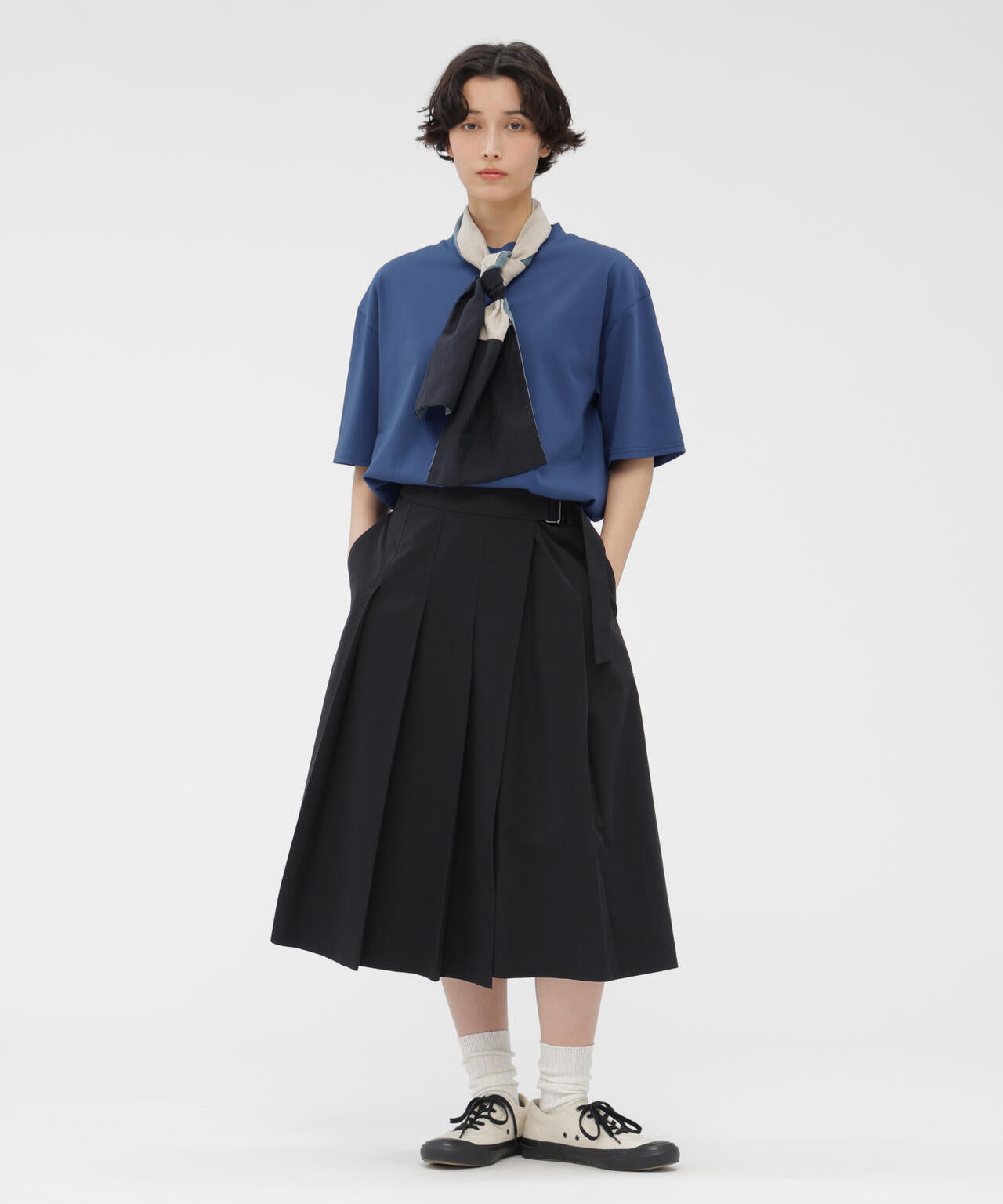 身長167cm B78 W 56 H86 着用サイズ:II