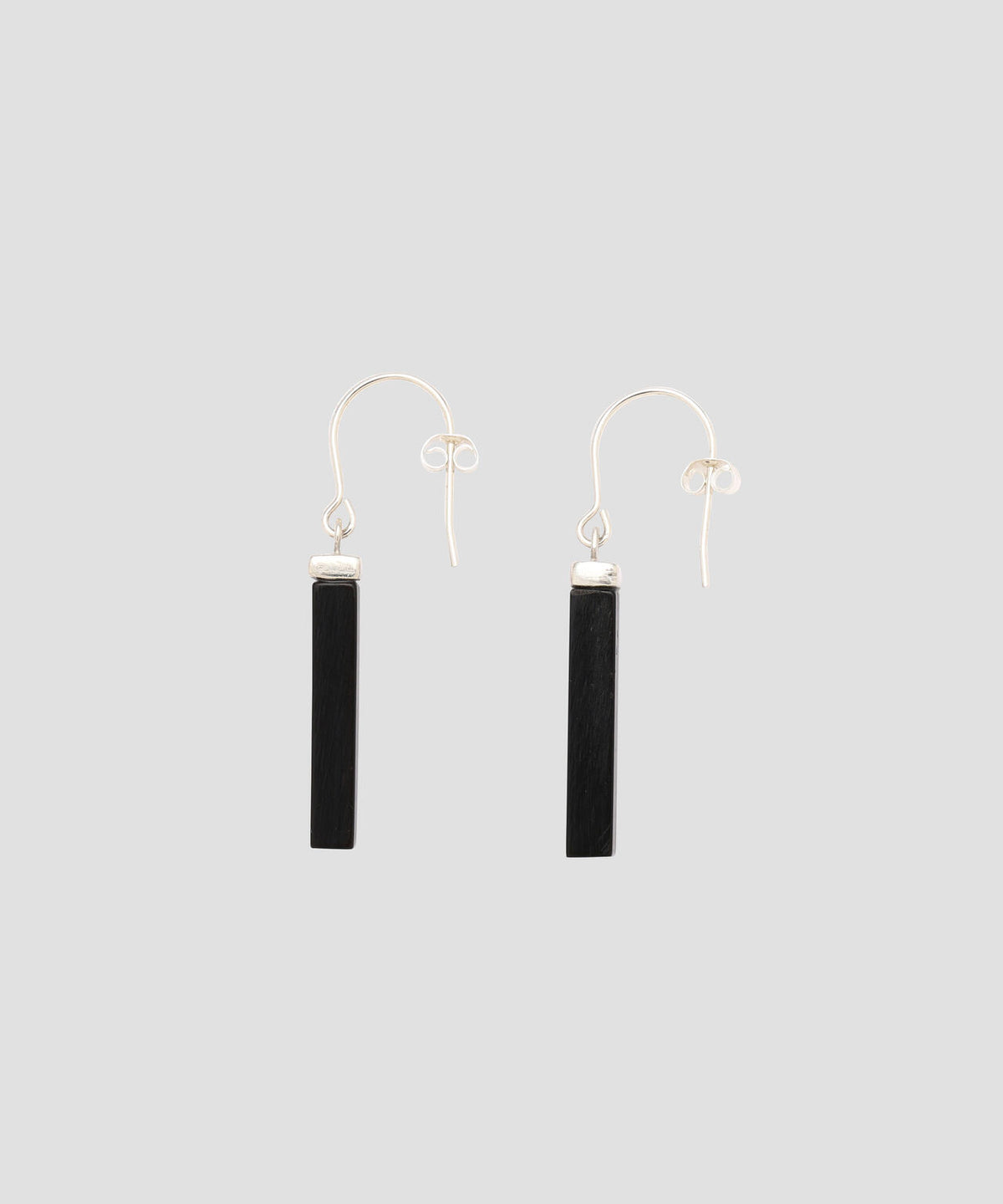 miriam renshaw ISSENDO HORN AND SILVER RECTANGULAR EARRINGS