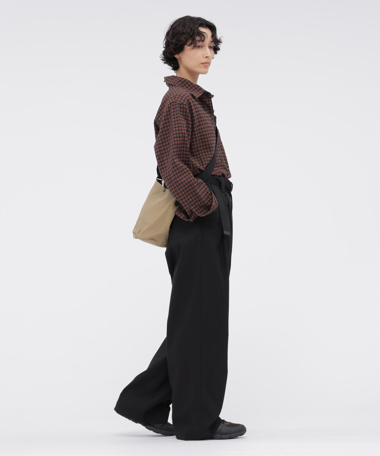 身長167cm B78 W 56 H86 着用サイズ:II