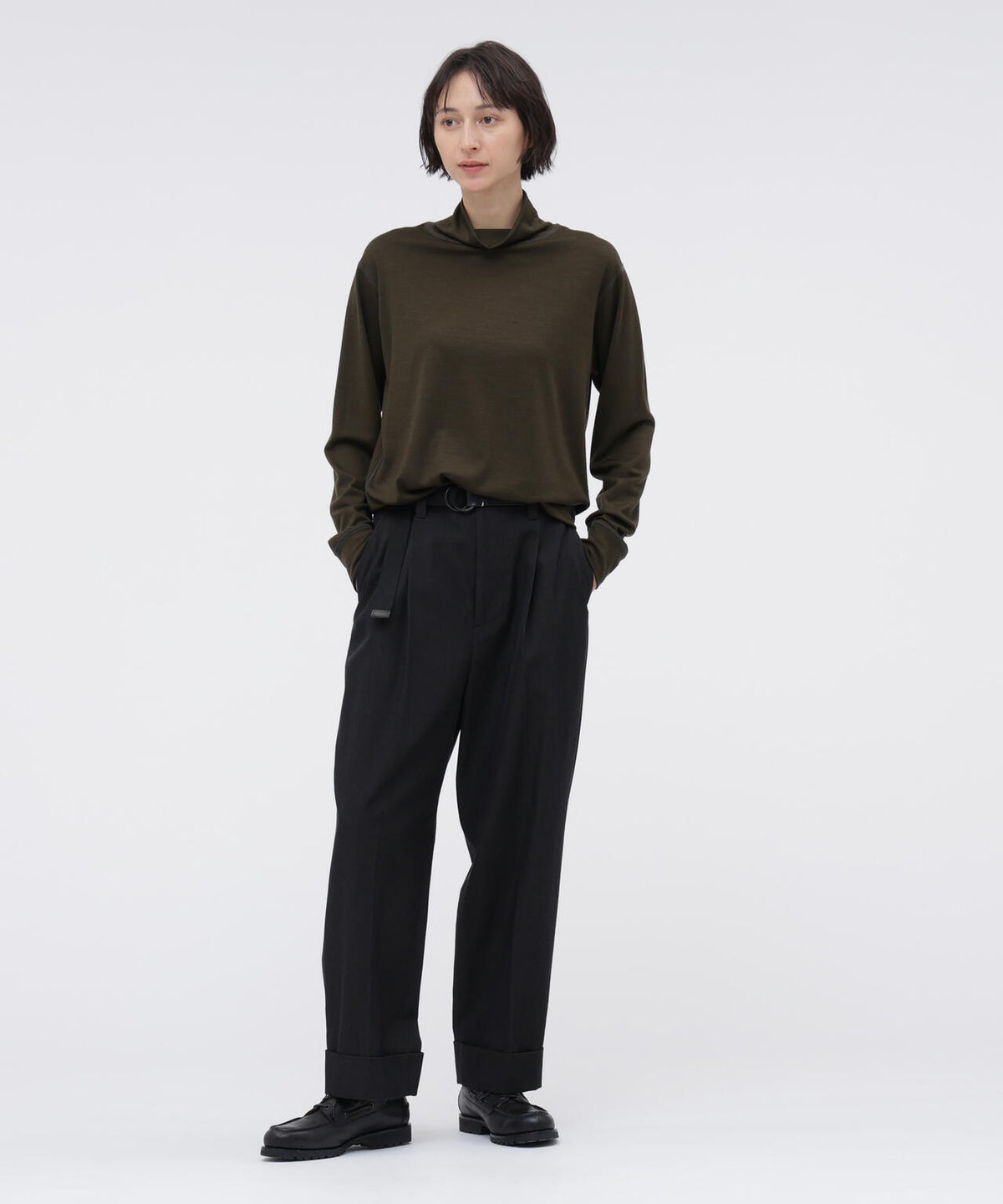 身長168cm B76 W58 H86 着用サイズ:II