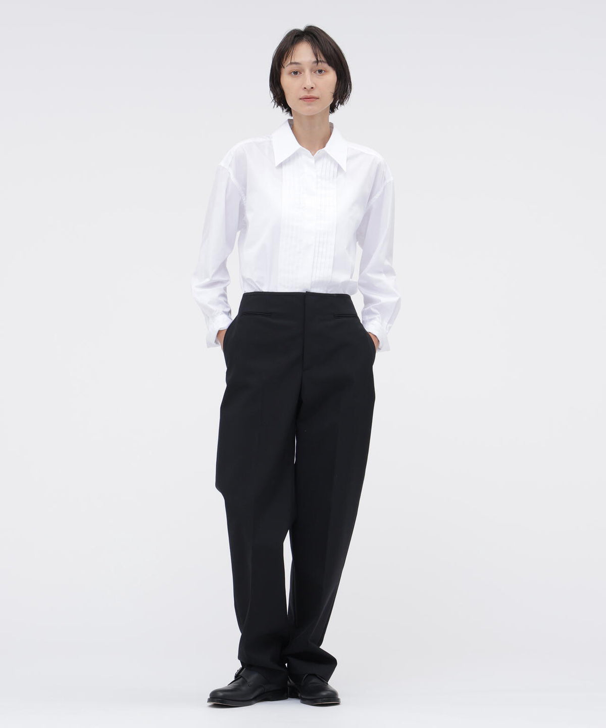 身長168cm B76 W58 H86 着用サイズ:II