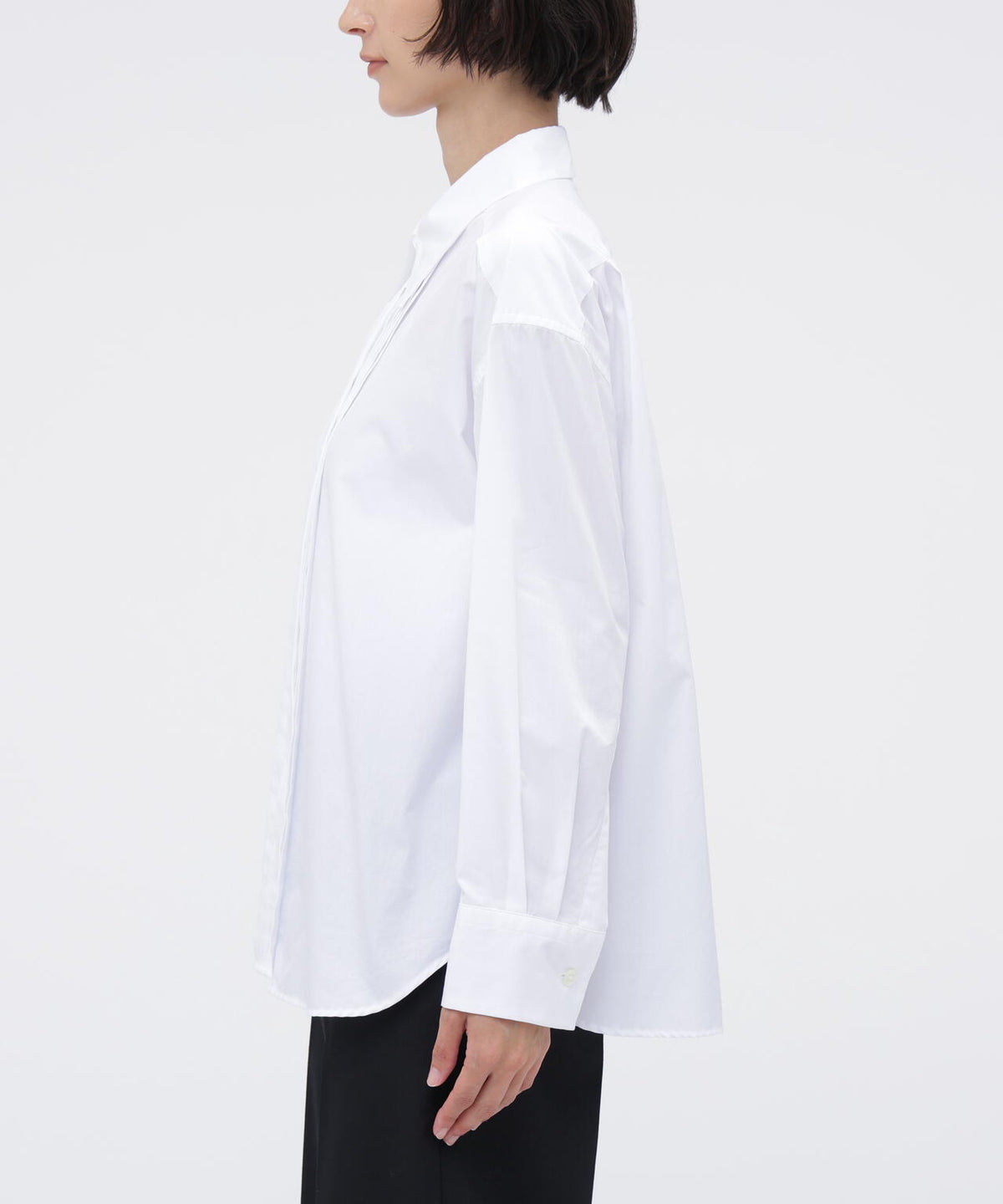 身長168cm B76 W58 H86 着用サイズ:II