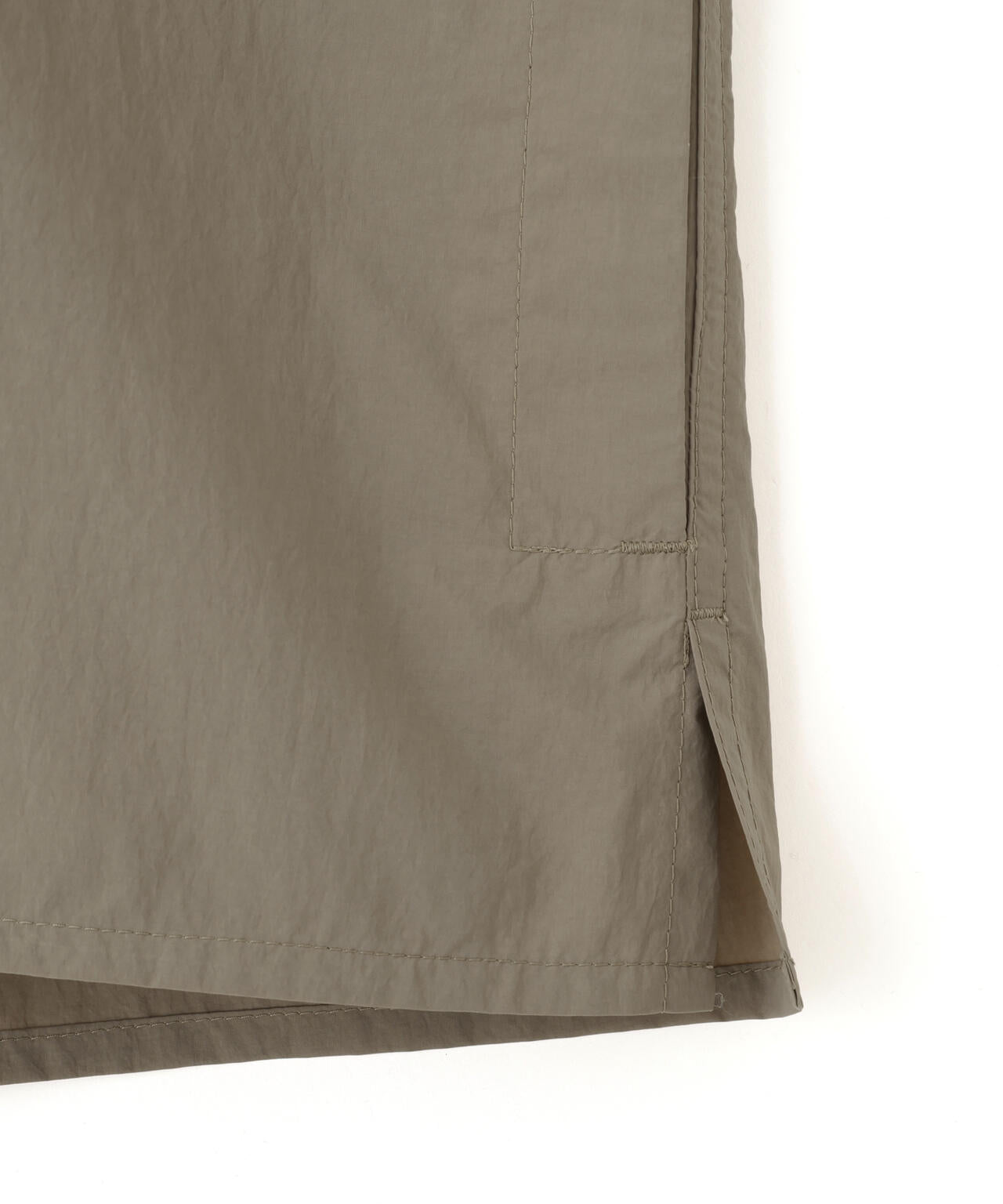 RECYCLED TASLAN NYLON TAFFETA SHIRT