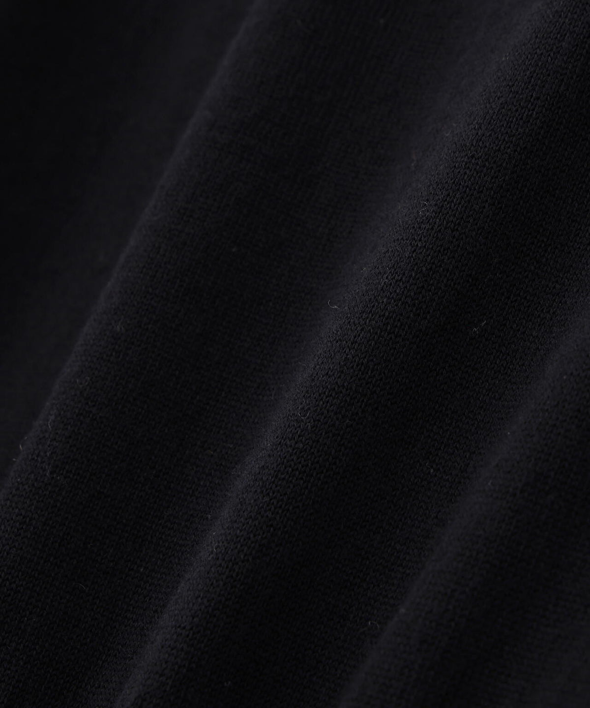 FINE WOOL KNITWEAR