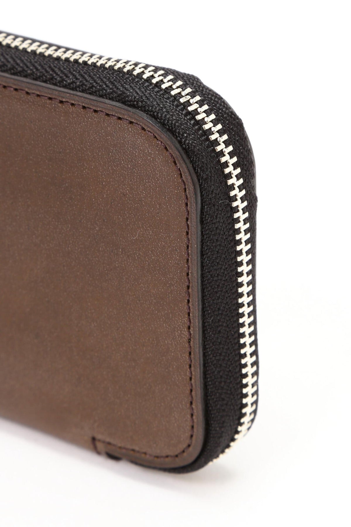 OILED ITALIAN LEATHER