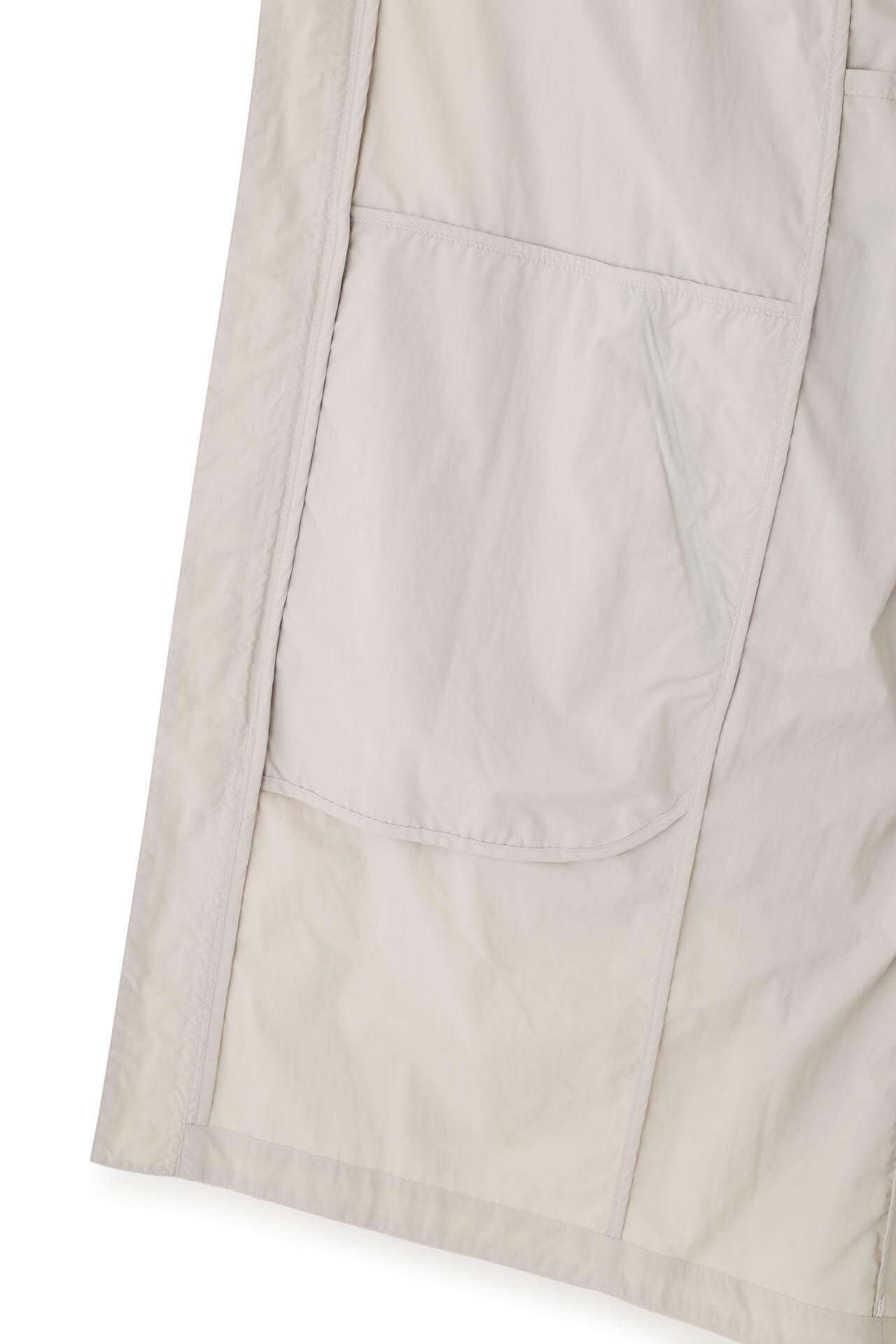 LIGHTWEIGHT NYLON POPLIN
