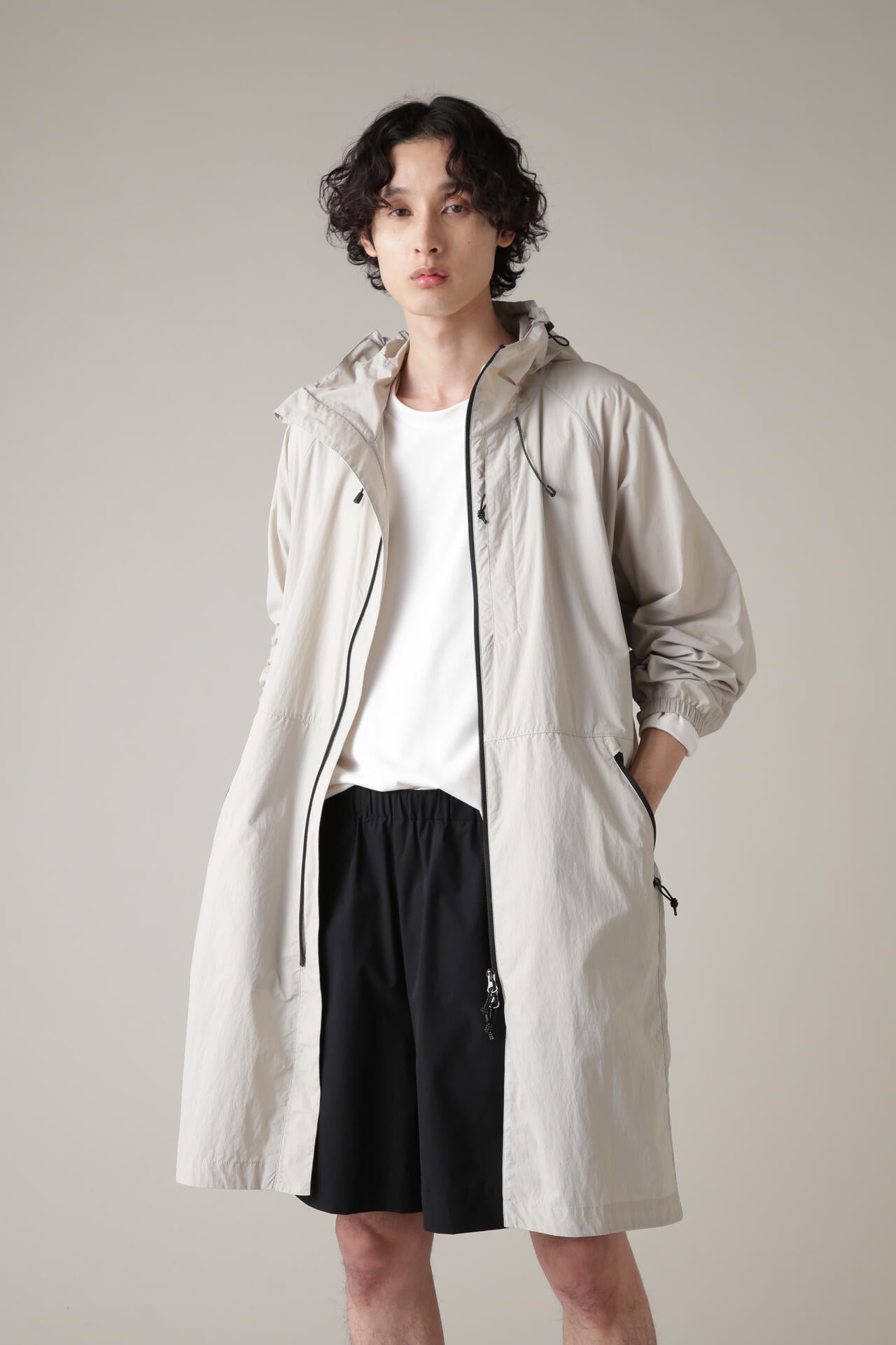LIGHTWEIGHT NYLON POPLIN