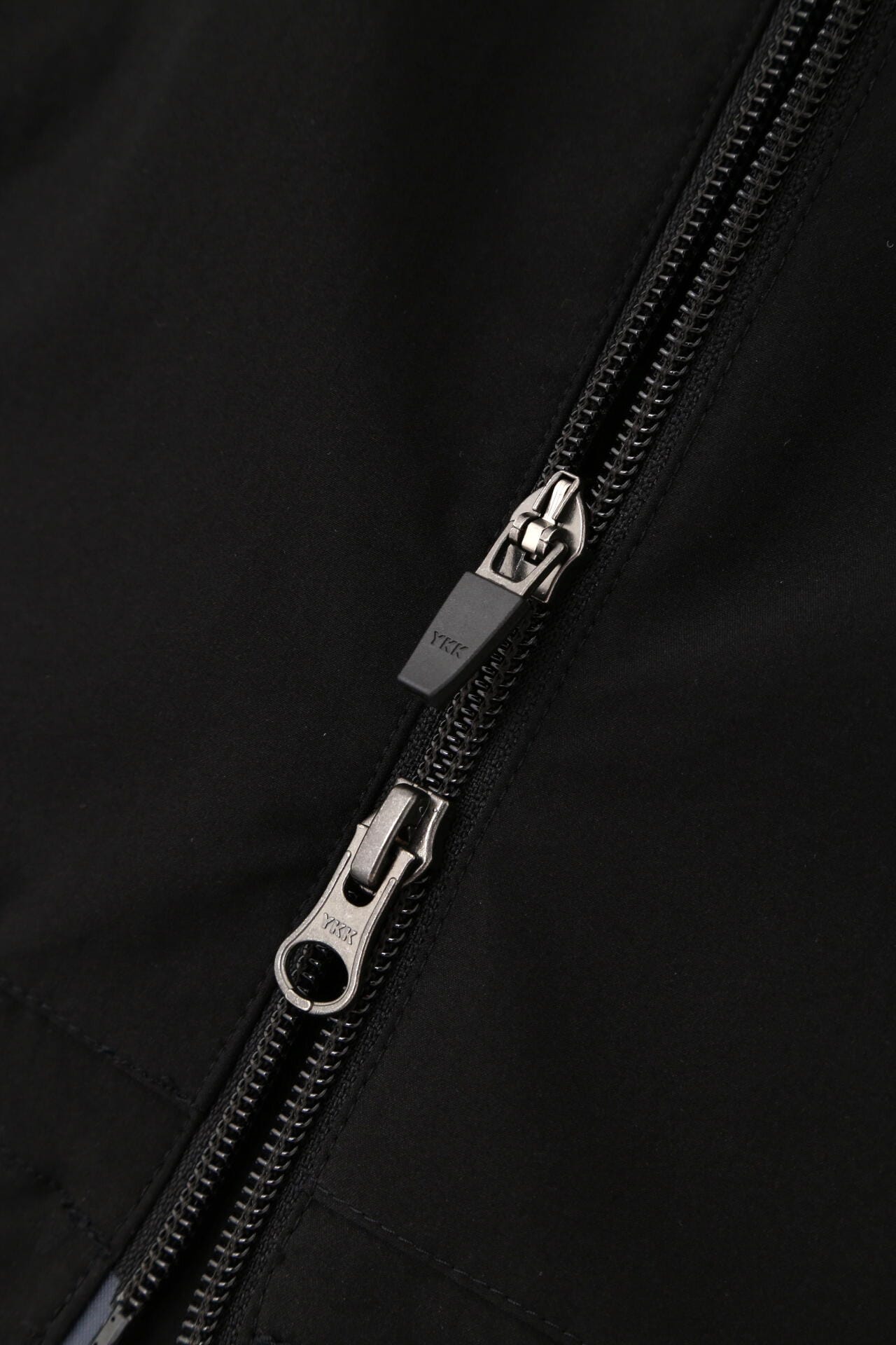 STRETCH POLYESTER HEAVY POPLIN