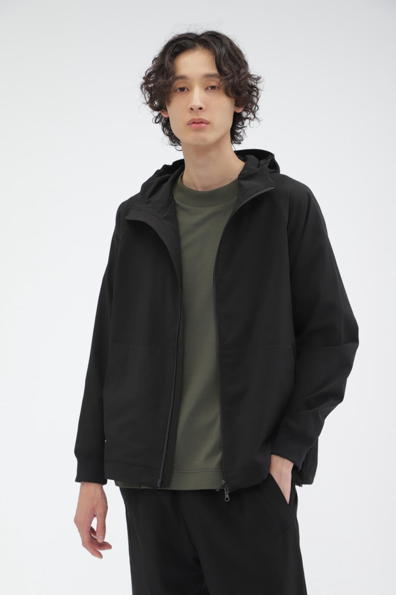STRETCH POLYESTER HEAVY POPLIN