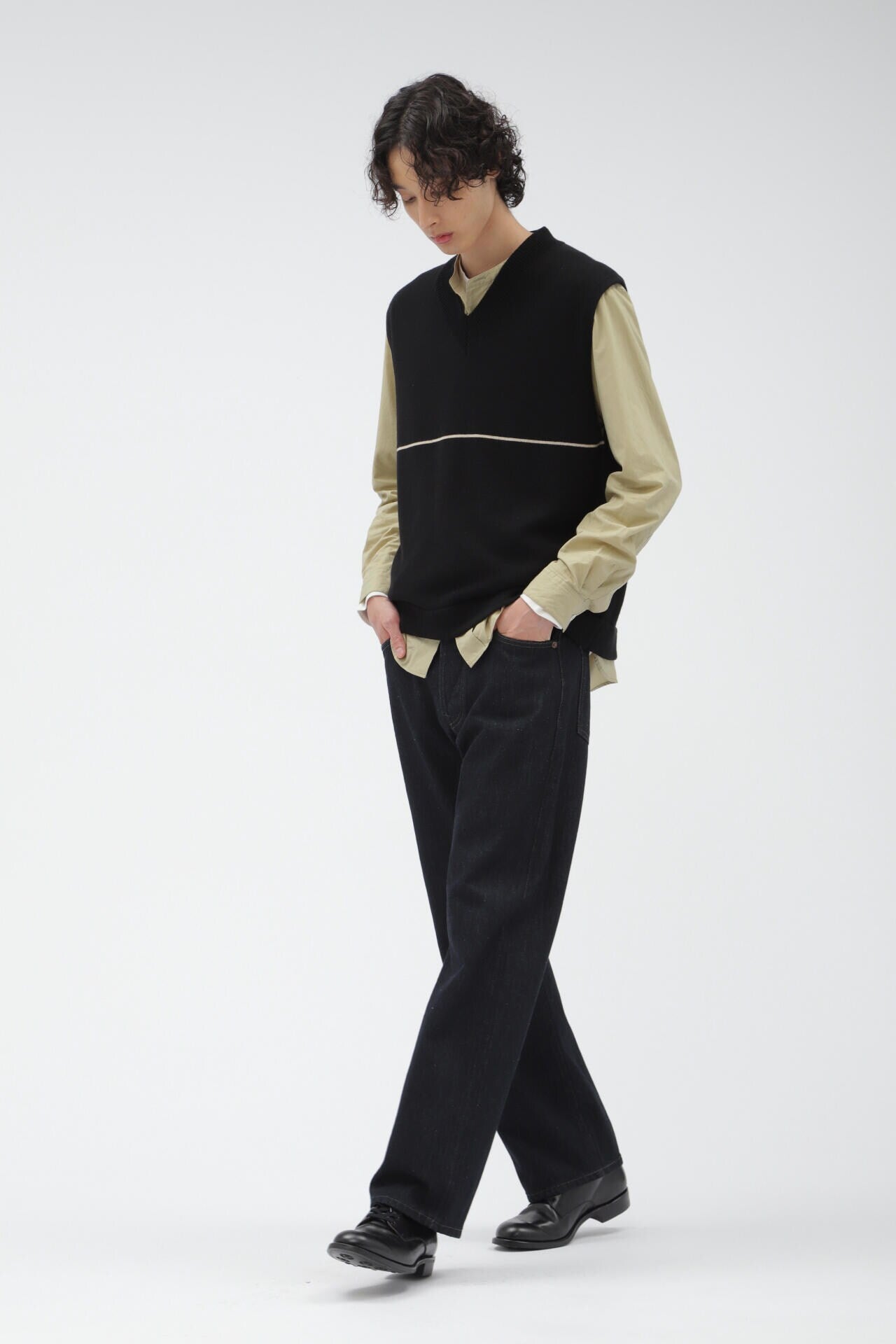 LIGHTWEIGHT COTTON POPLIN