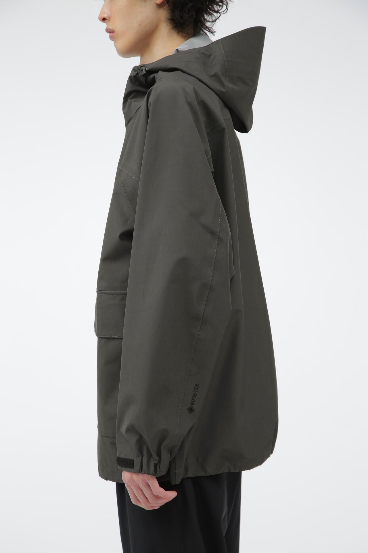 GORE-TEX POLYESTER POPLIN
