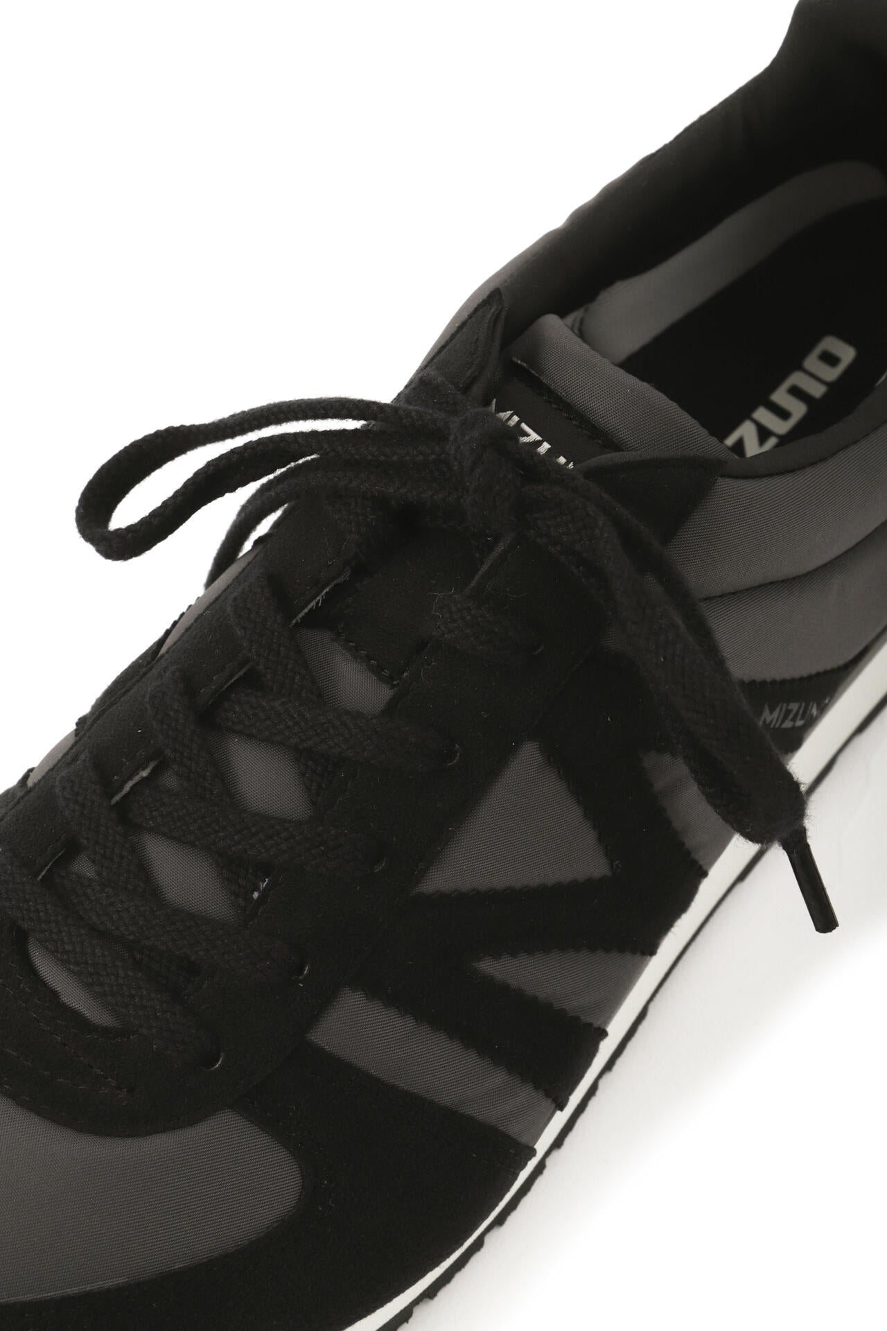 MIZUNO RUNNING SHOES
