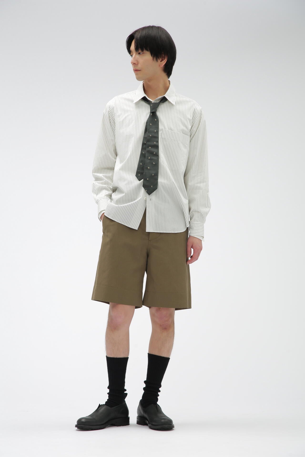 PAINTERLY SPOT TIE