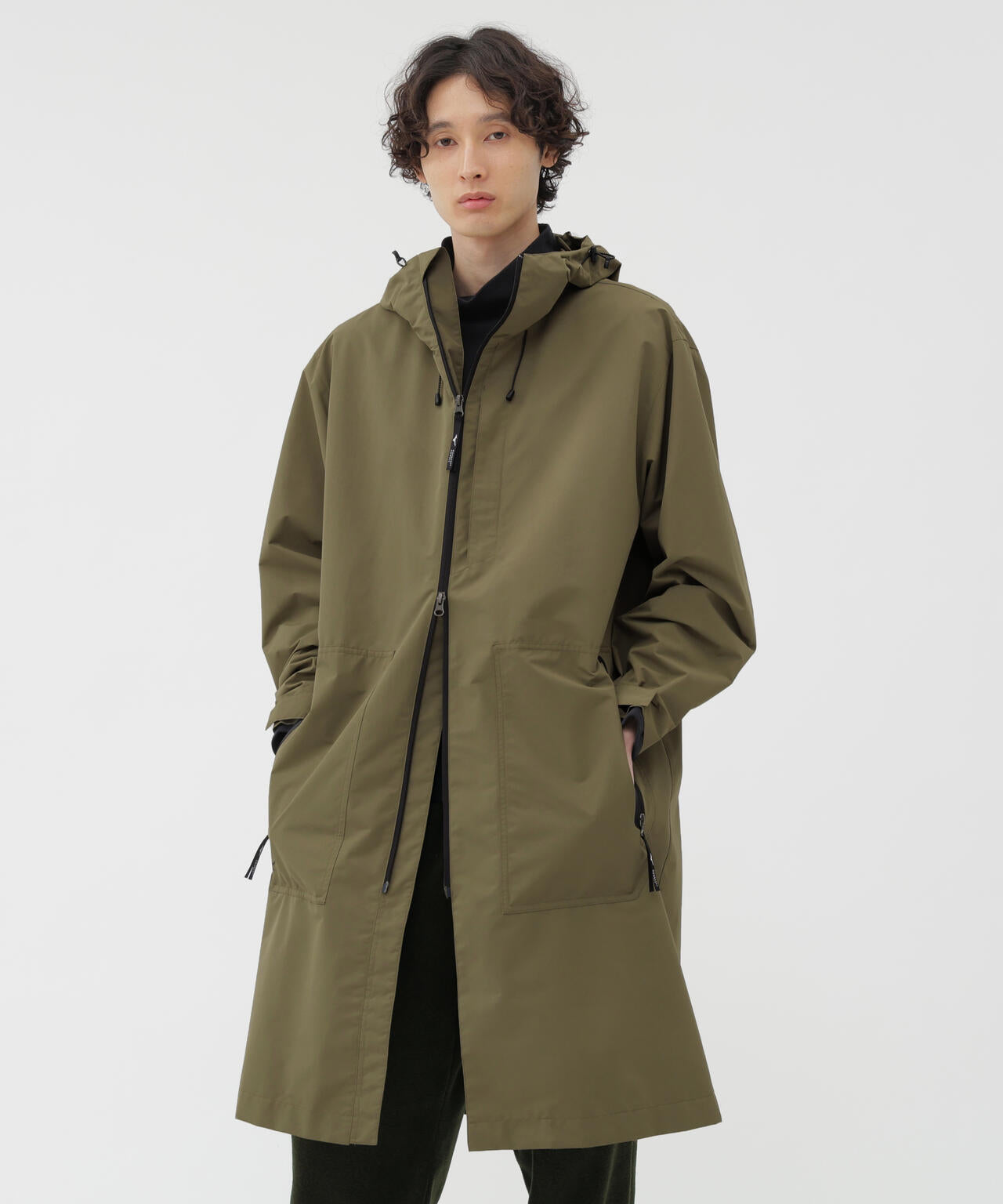 WINDSTOPPER POLYESTER POPLIN COAT