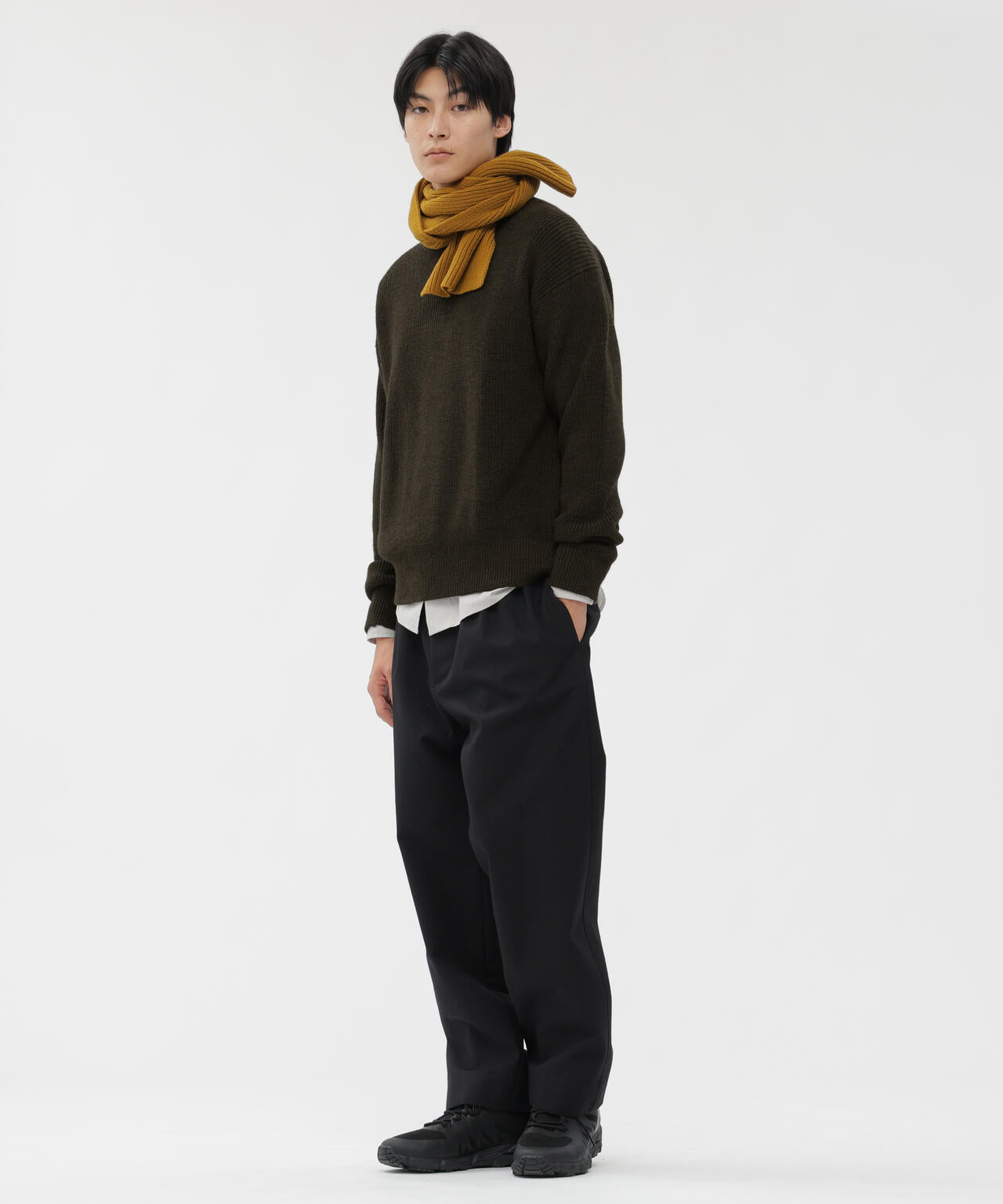 DRY WOOL PLAINWEAVE TROUSERS