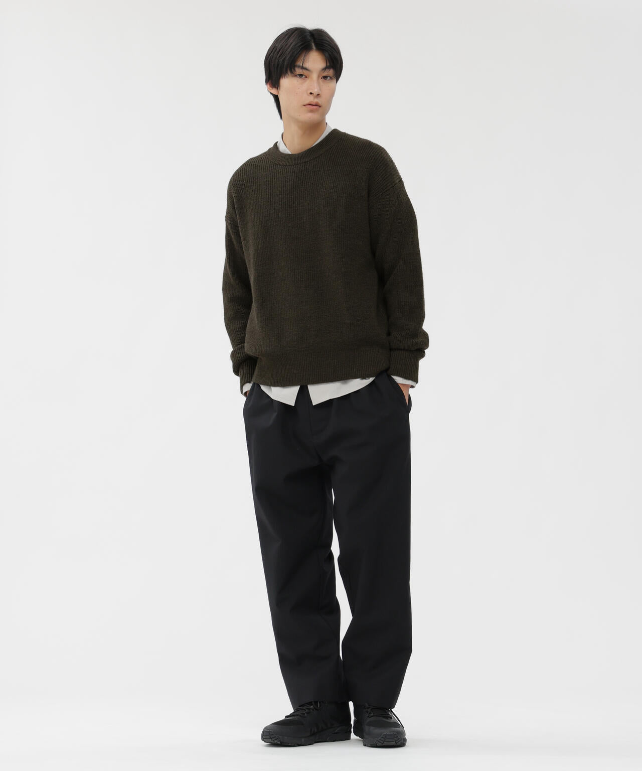 DRY WOOL PLAINWEAVE TROUSERS