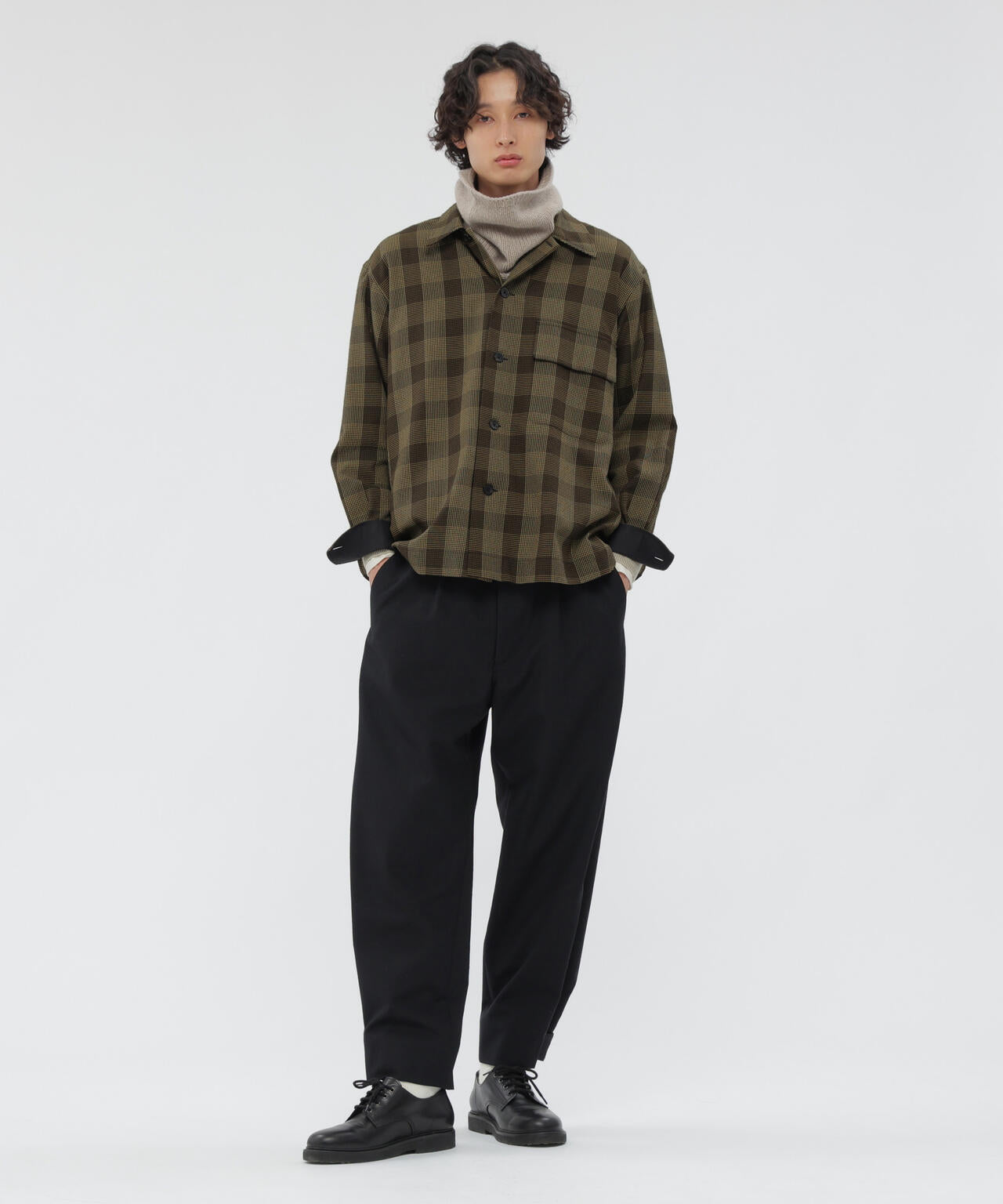 DRY WOOL PLAINWEAVE TROUSERS