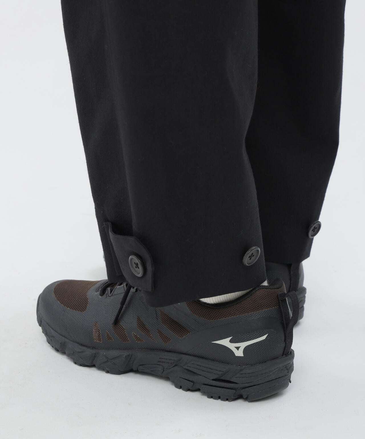 DRY WOOL PLAINWEAVE TROUSERS