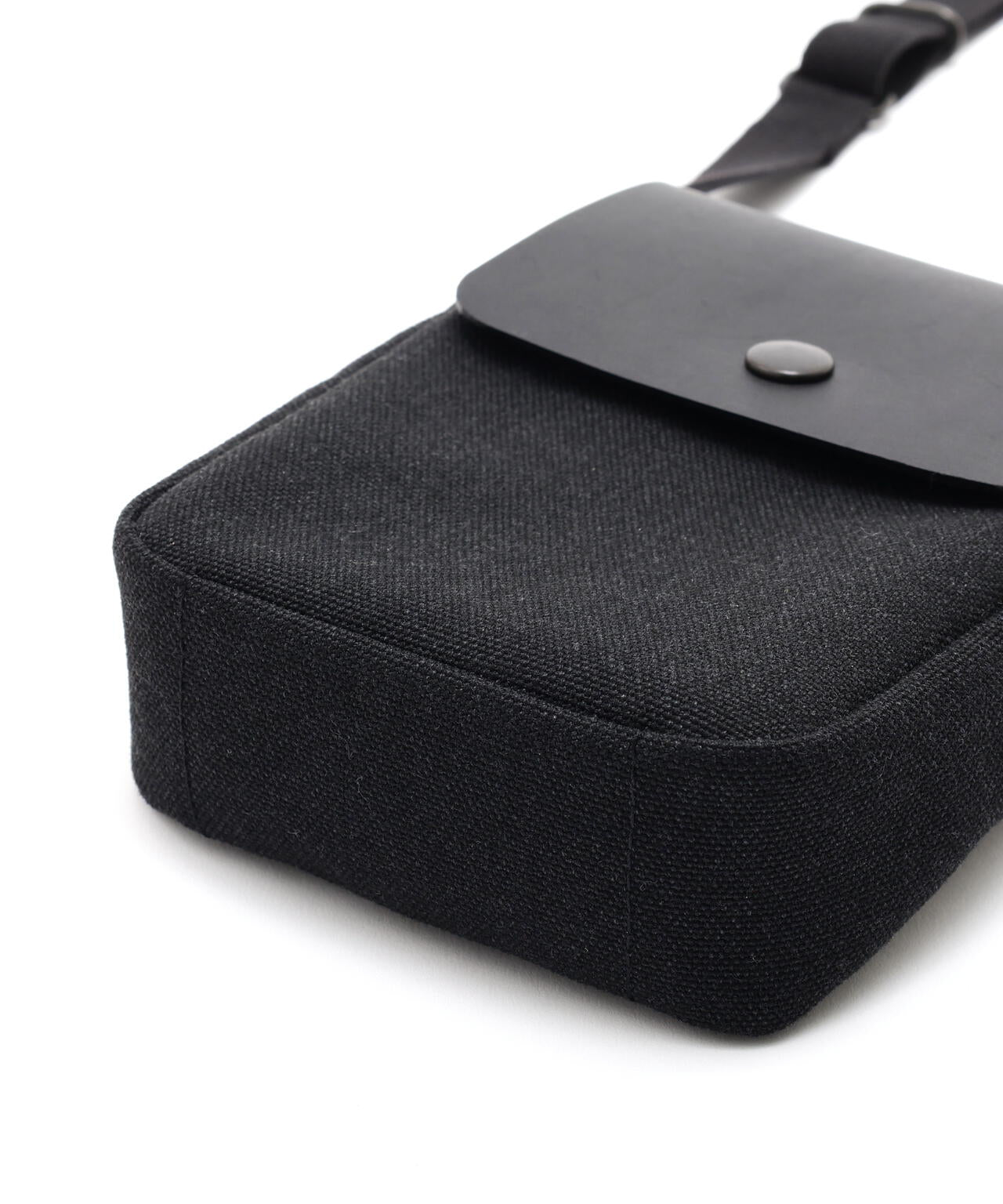 MELANGE POLYESTER CANVAS