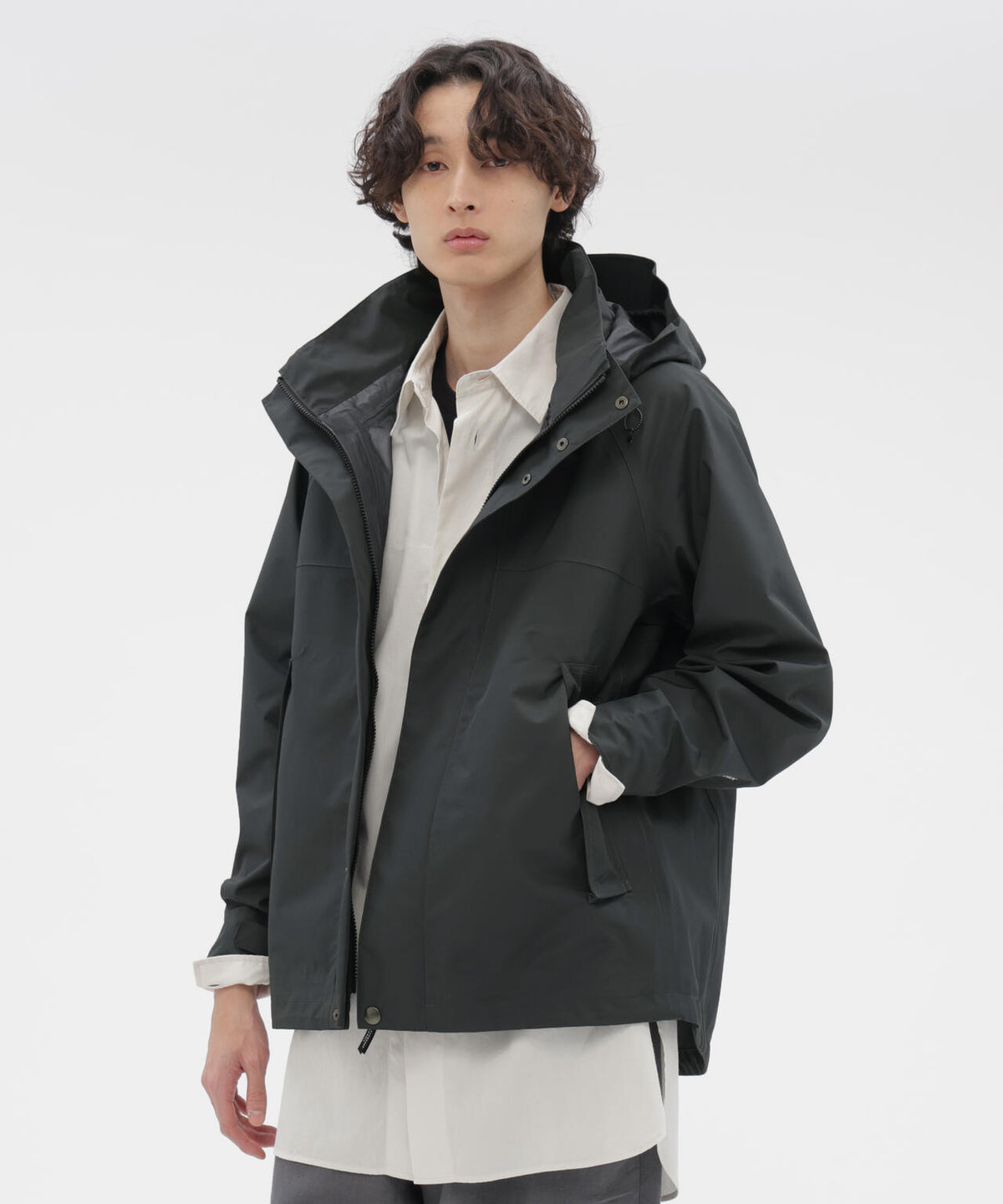 Gore-Tex RECYCLED POLYESTER POPLIN COAT