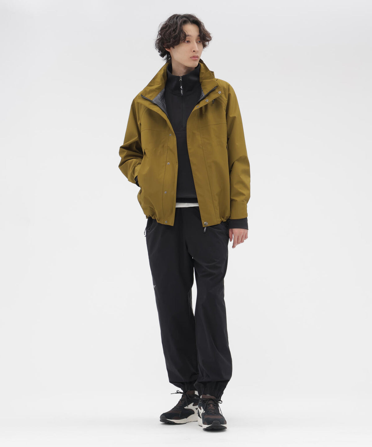 Gore-Tex RECYCLED POLYESTER POPLIN COAT