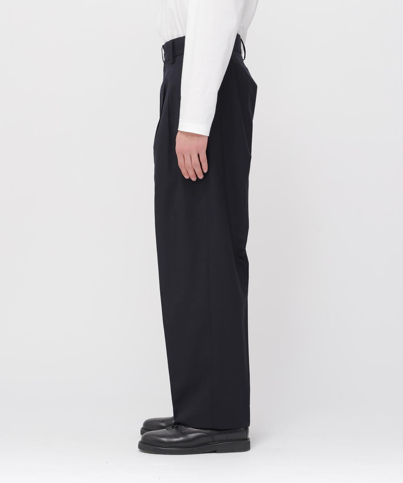 SUMMER WOOL TROUSERS