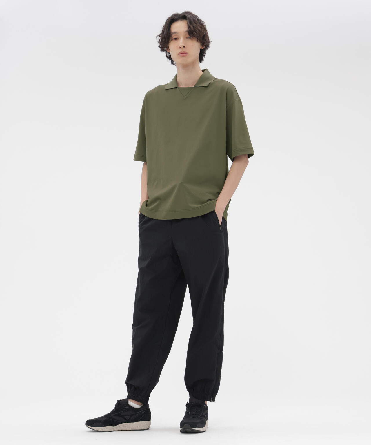 RECYCLED LIGHTWEIGHT NYLON POPLIN TROUSERS