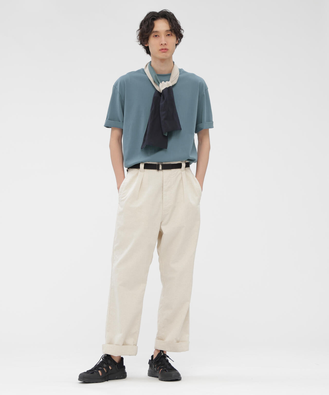 身長185cm B84 W66cm H91cm 着用サイズ:L
