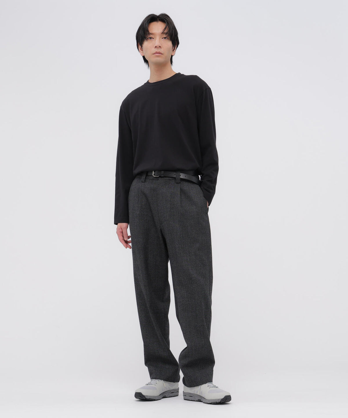 身長185cm B86 W70 H90 着用サイズ:L