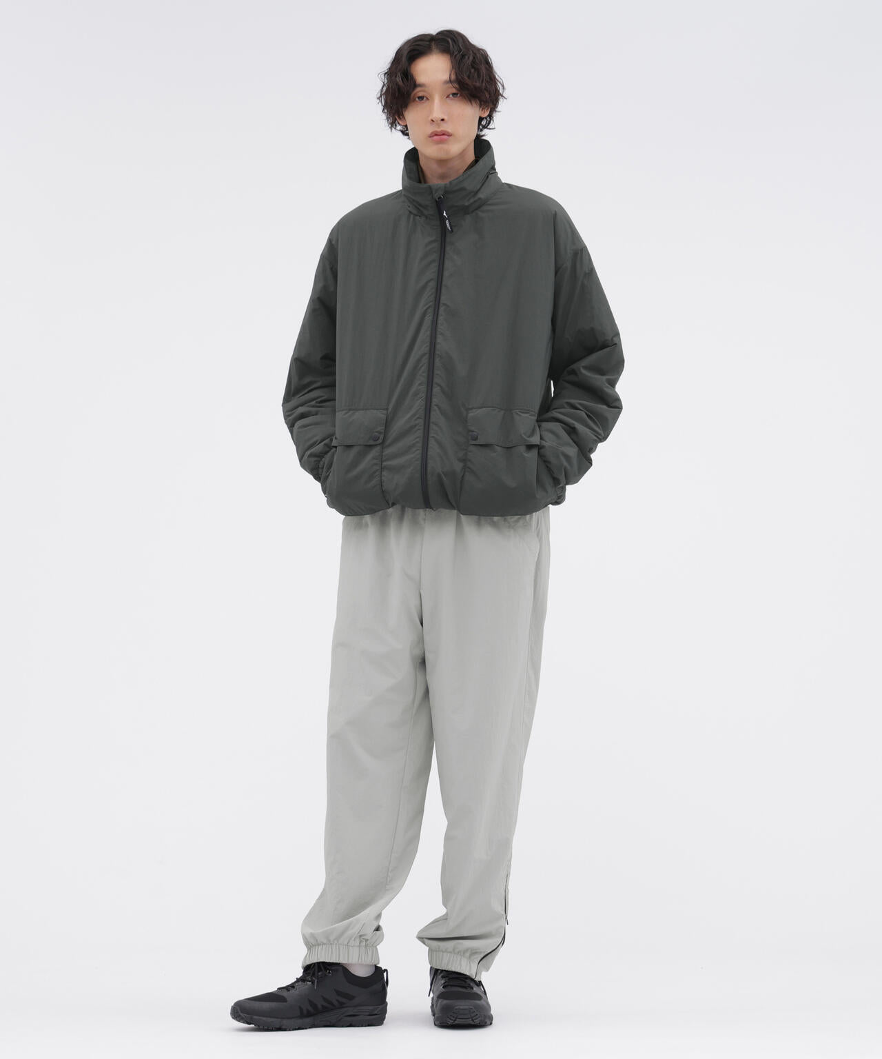 身長185cm B84 W66cm H91cm 着用サイズ:XL