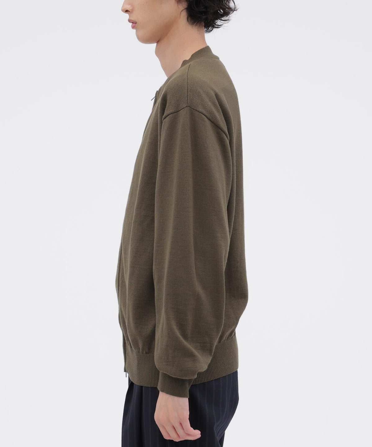 身長185cm B84 W66cm H91cm 着用サイズ:L